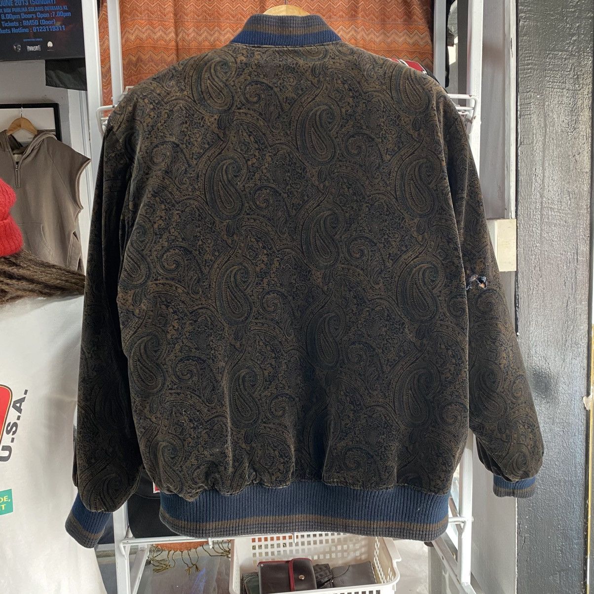 Pierre Balmain Vintage Pierre Balmain Brown Paisley Jacquard Bomber Jacket Size US L / EU 52-54 / 3 - 18 Thumbnail