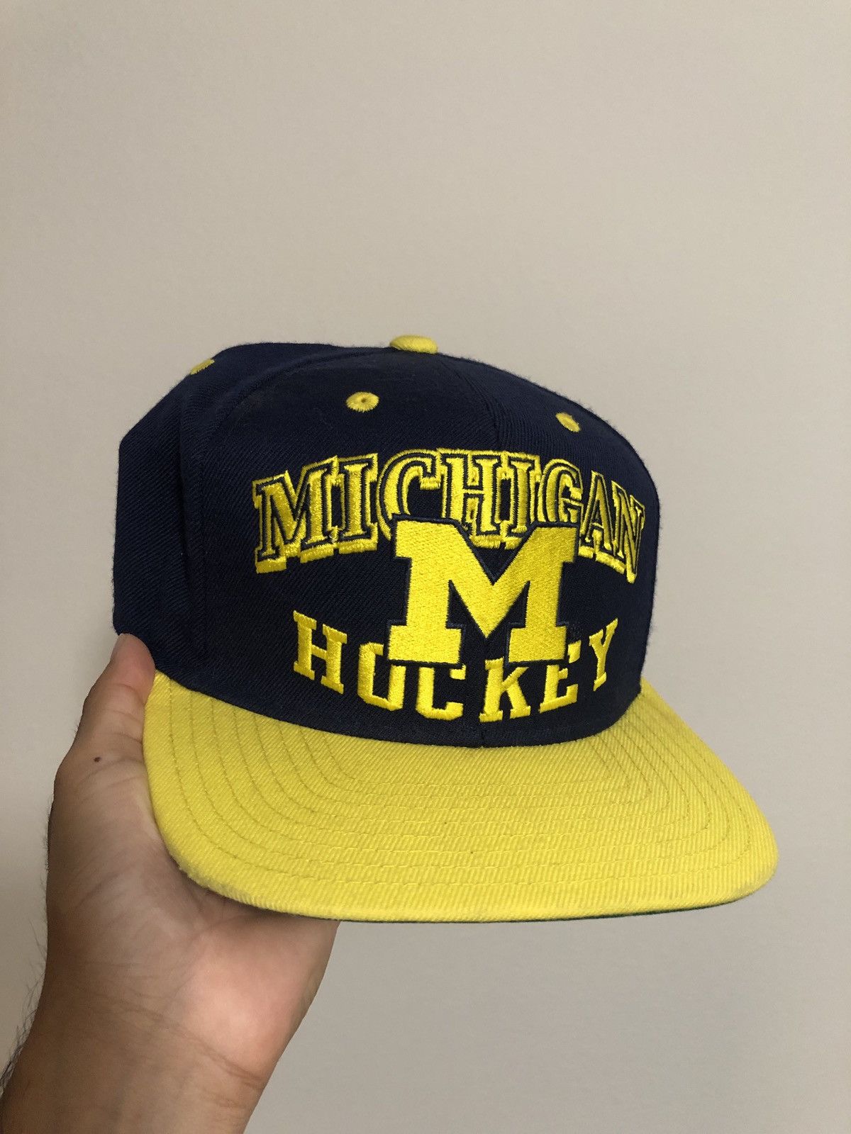 Adidas Michigan hockey snapback Size ONE SIZE - 1 Thumbnail