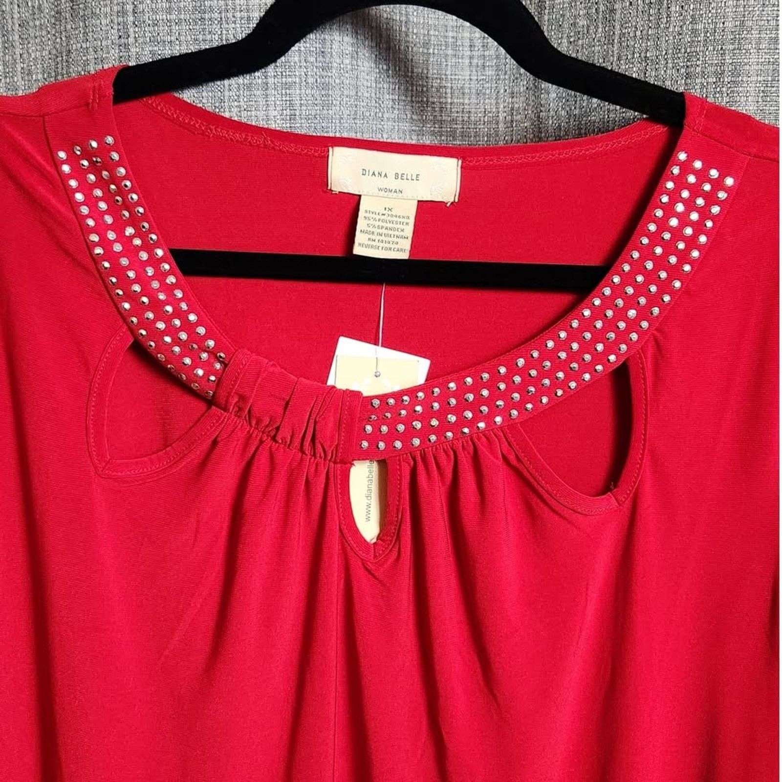 Other Diana Belle Woman Red Cut-Out Neck Studded Top – Size 1X NWT Size XL / US 12-14 / IT 48-50 - 3 Thumbnail