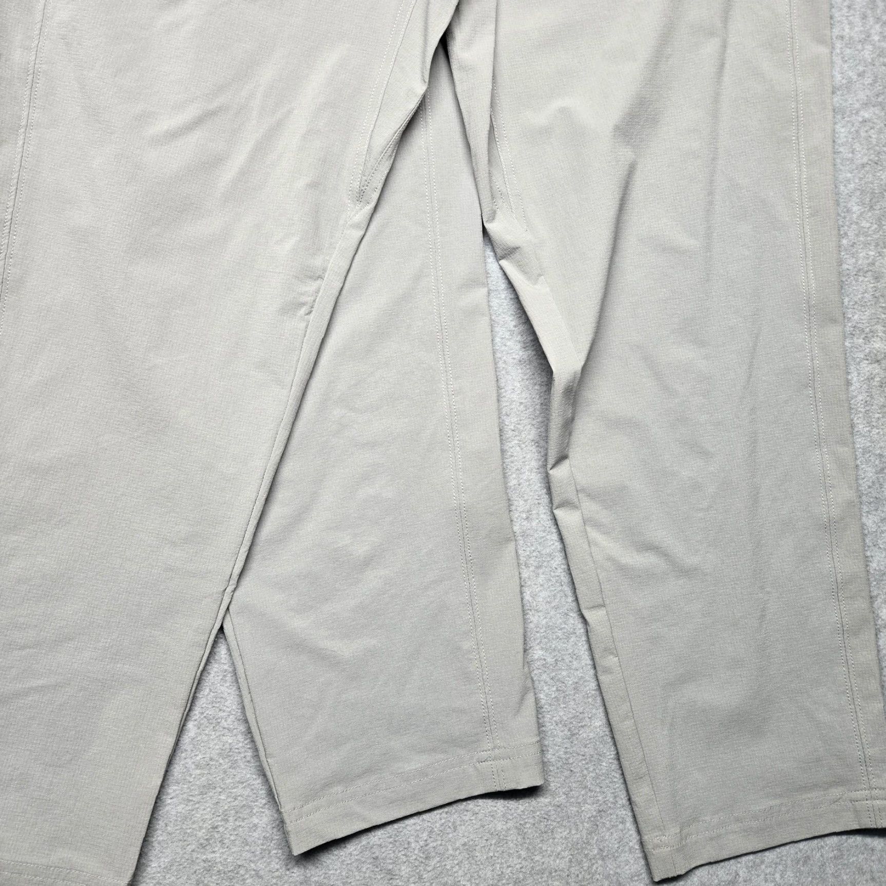 Orvis Orvis Pants Womens 16 Gray Ankle Pull On Stretch Travel Nylon Pockets Comfort Size 38" / US 16 / IT 52 - 5 Thumbnail