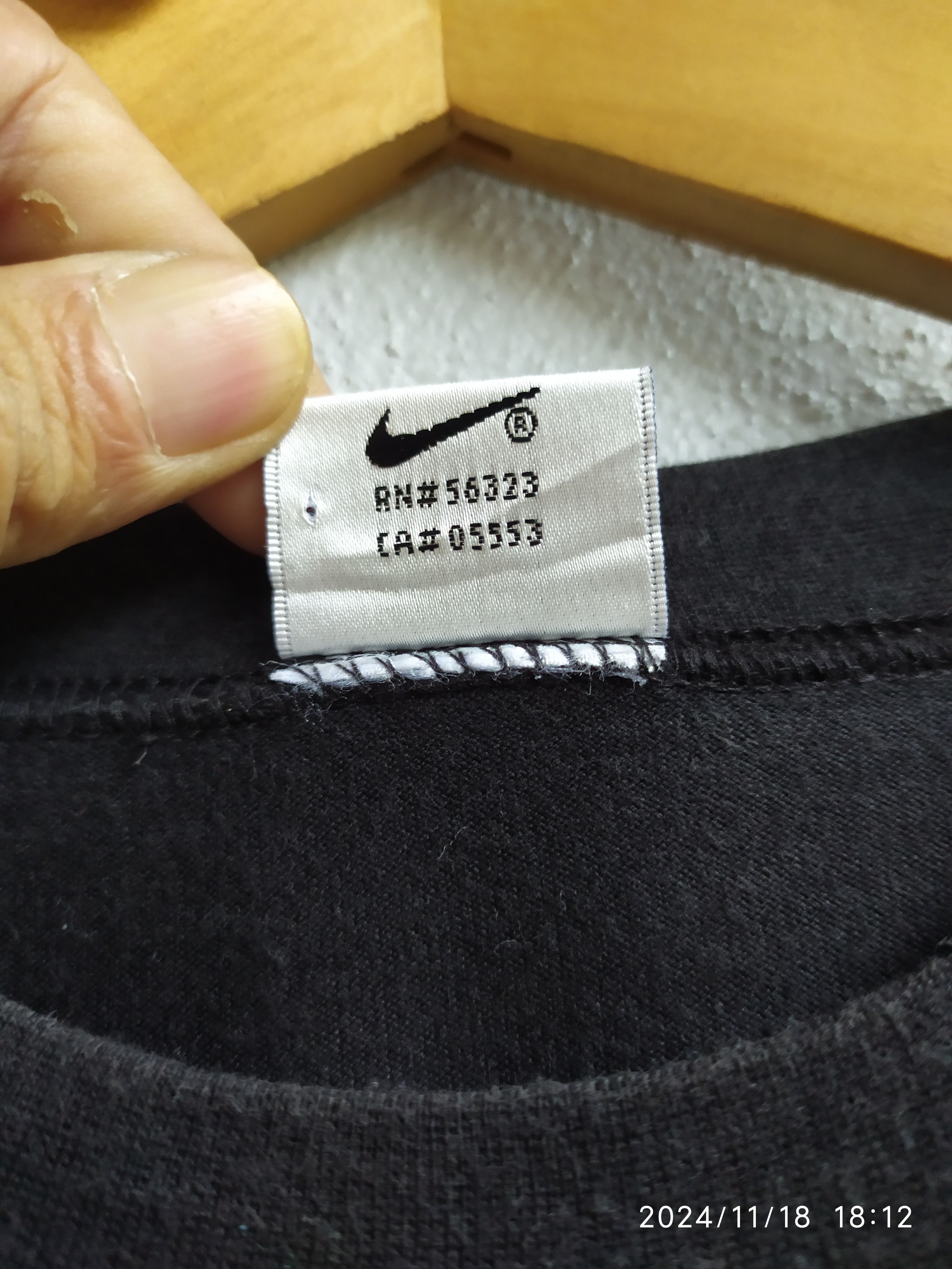 Nike × Vintage Vintage 90’s NIKE AIR LONG SLEEVE COLOUR BLACK Size US XL / EU 56 / 4 - 4 Thumbnail