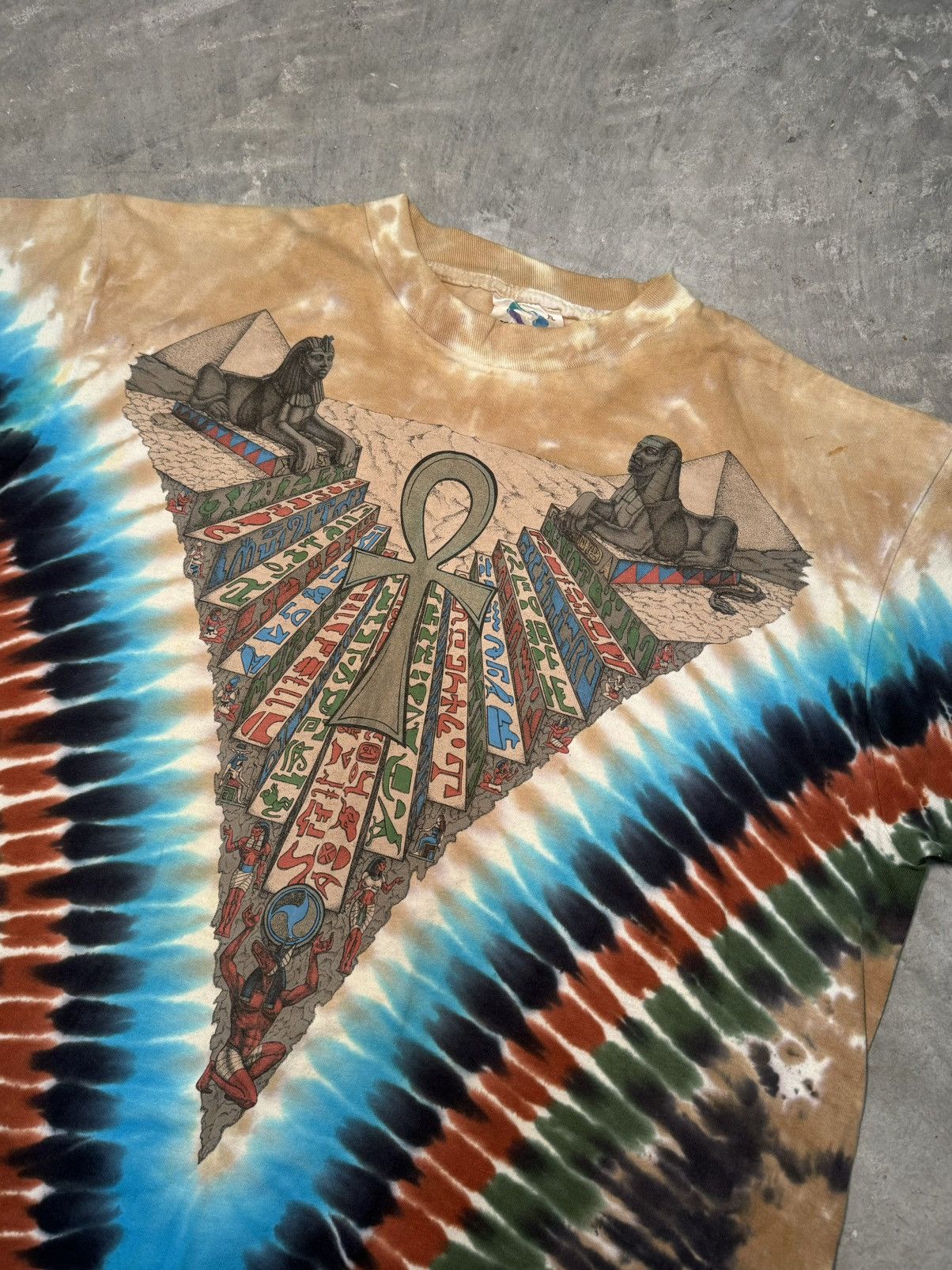 Liquid Blue Ancient Egypt Pharaoh Liquid Blue 90s grail very rare Size US XL / EU 56 / 4 - 5 Thumbnail
