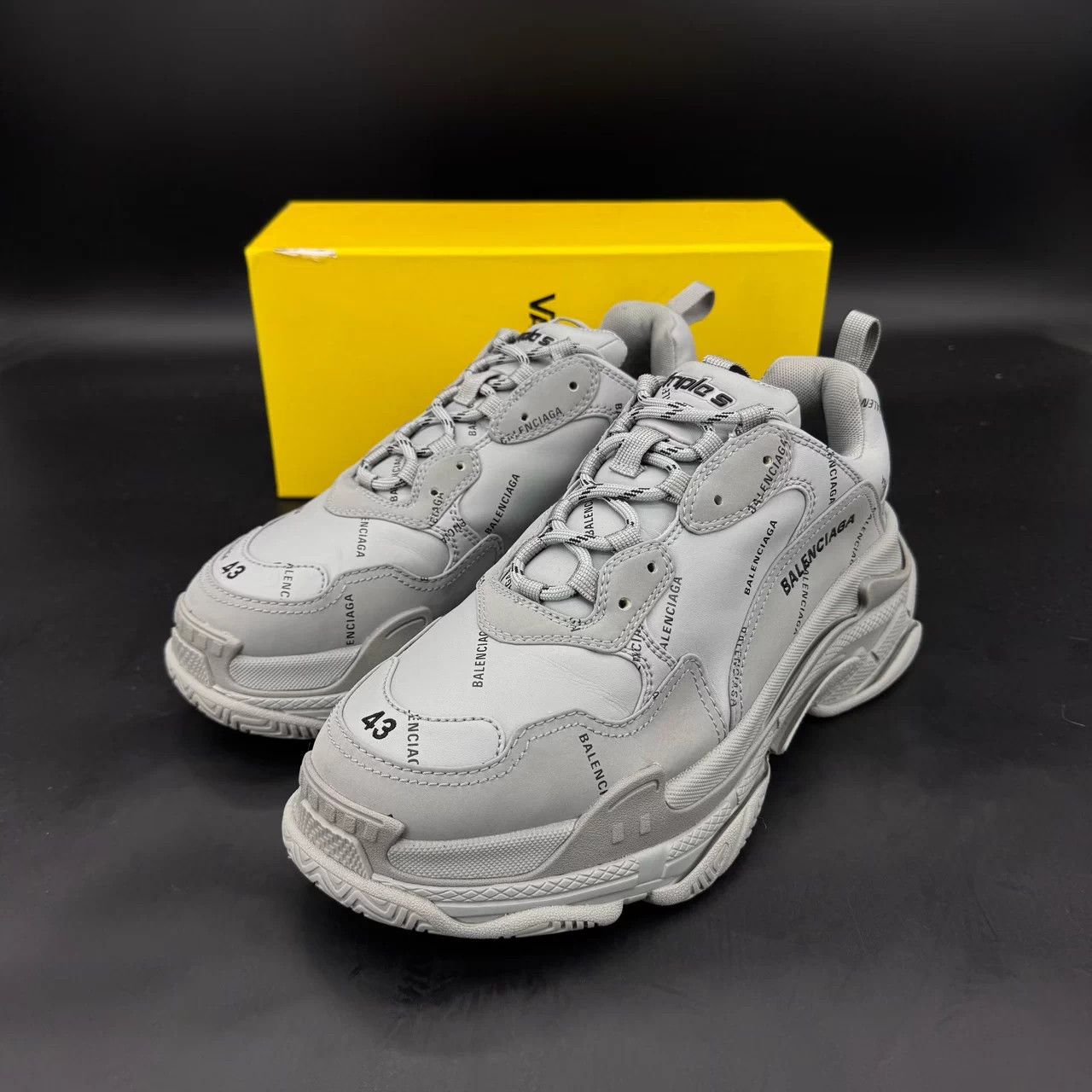 Balenciaga Balenciaga Triple S Grey Size 43 Size US 10 / EU 43 - 1 Thumbnail