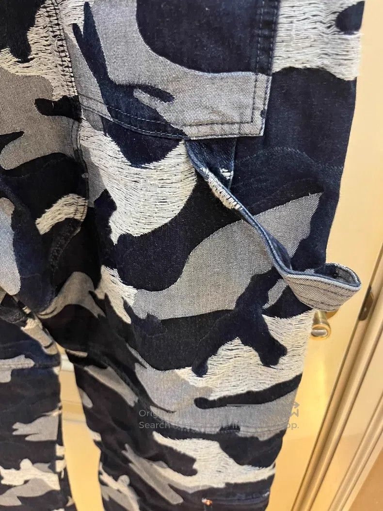 Valentino Valentino Camouflage wide-leg cargo multi-pocket jeans Size US 30 / EU 46 - 9 Thumbnail