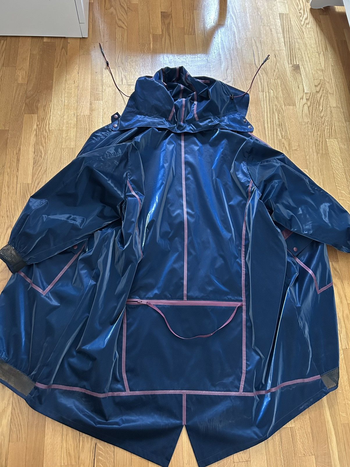 Givenchy Givenchy Matthew Williams Raincoat Sample SS21 Size US XL / EU 56 / 4 - 8 Thumbnail