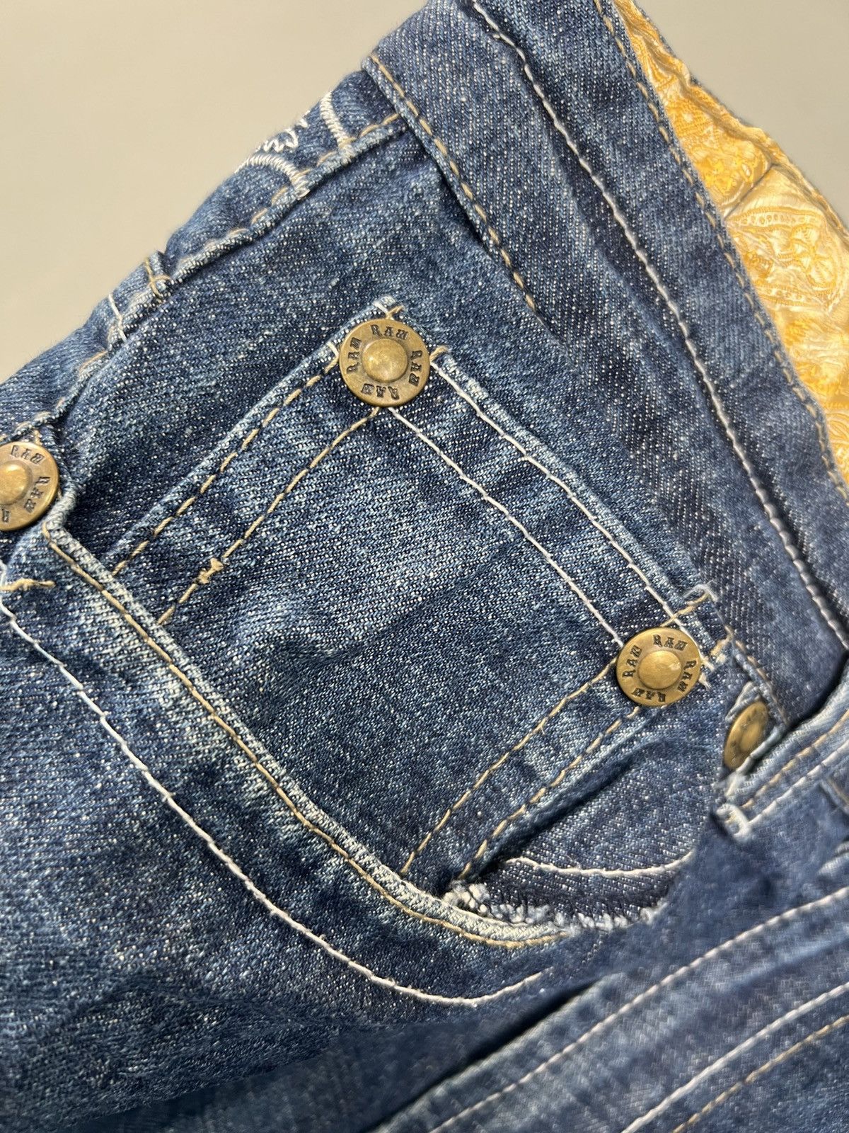 Southpole Vintage raw jeans thread embroidered denim Size US 32 / EU 48 - 6 Thumbnail