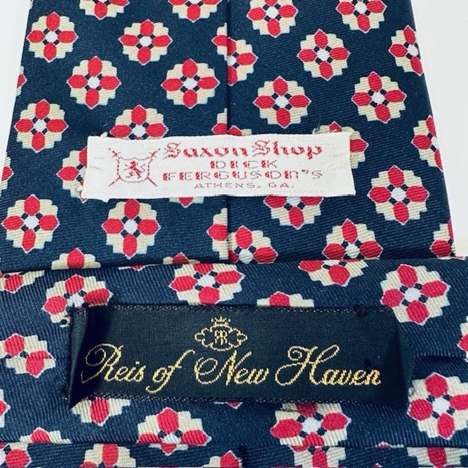 Other Reis of New Haven Saxon Shop Neck Tie Blue/Red Floral Preppy Size ONE SIZE - 2 Thumbnail