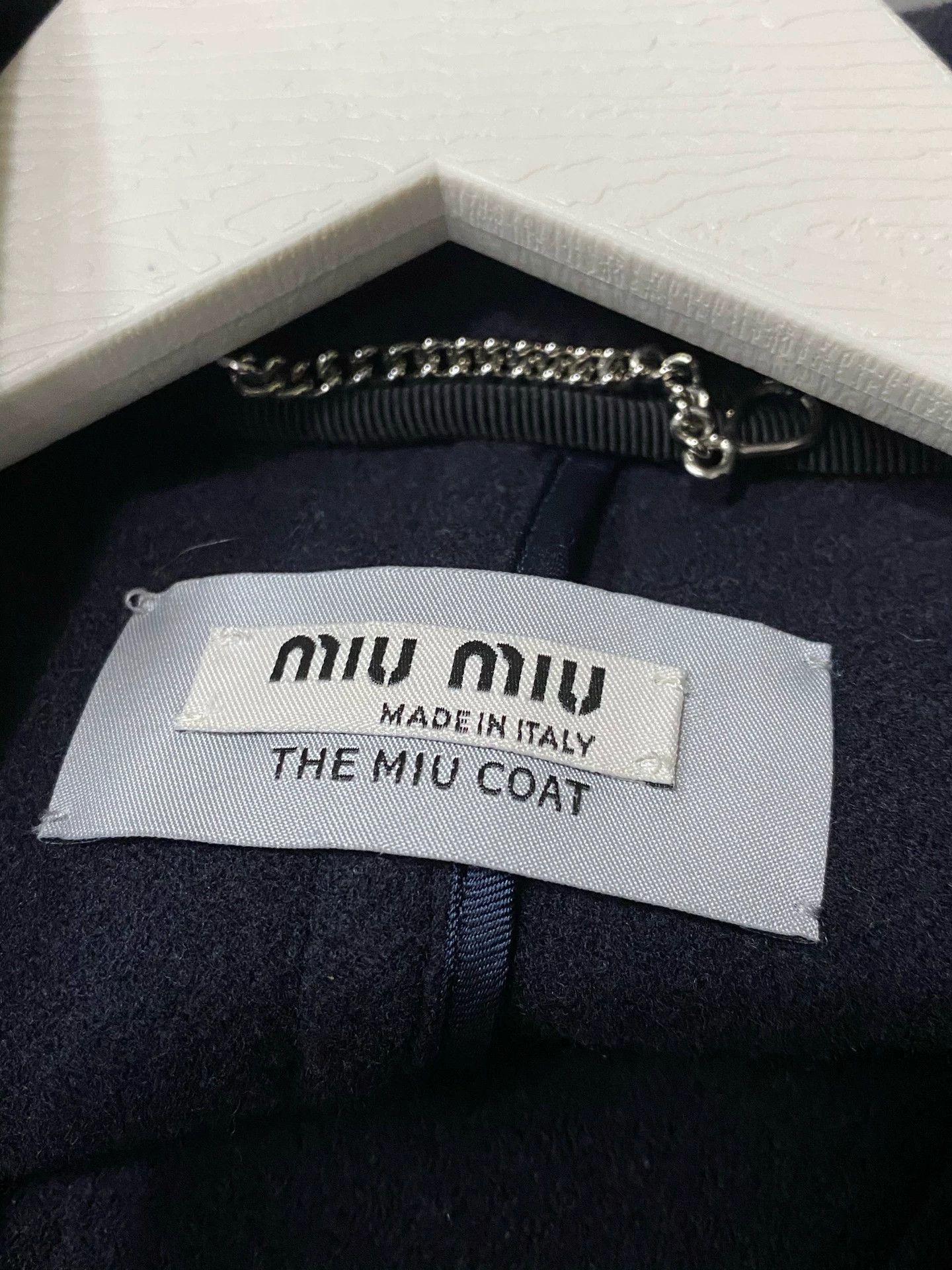 Miu Miu MIU MIU Women's Pearl Button Coat 40 Size M / US 6-8 / IT 42-44 - 5 Thumbnail