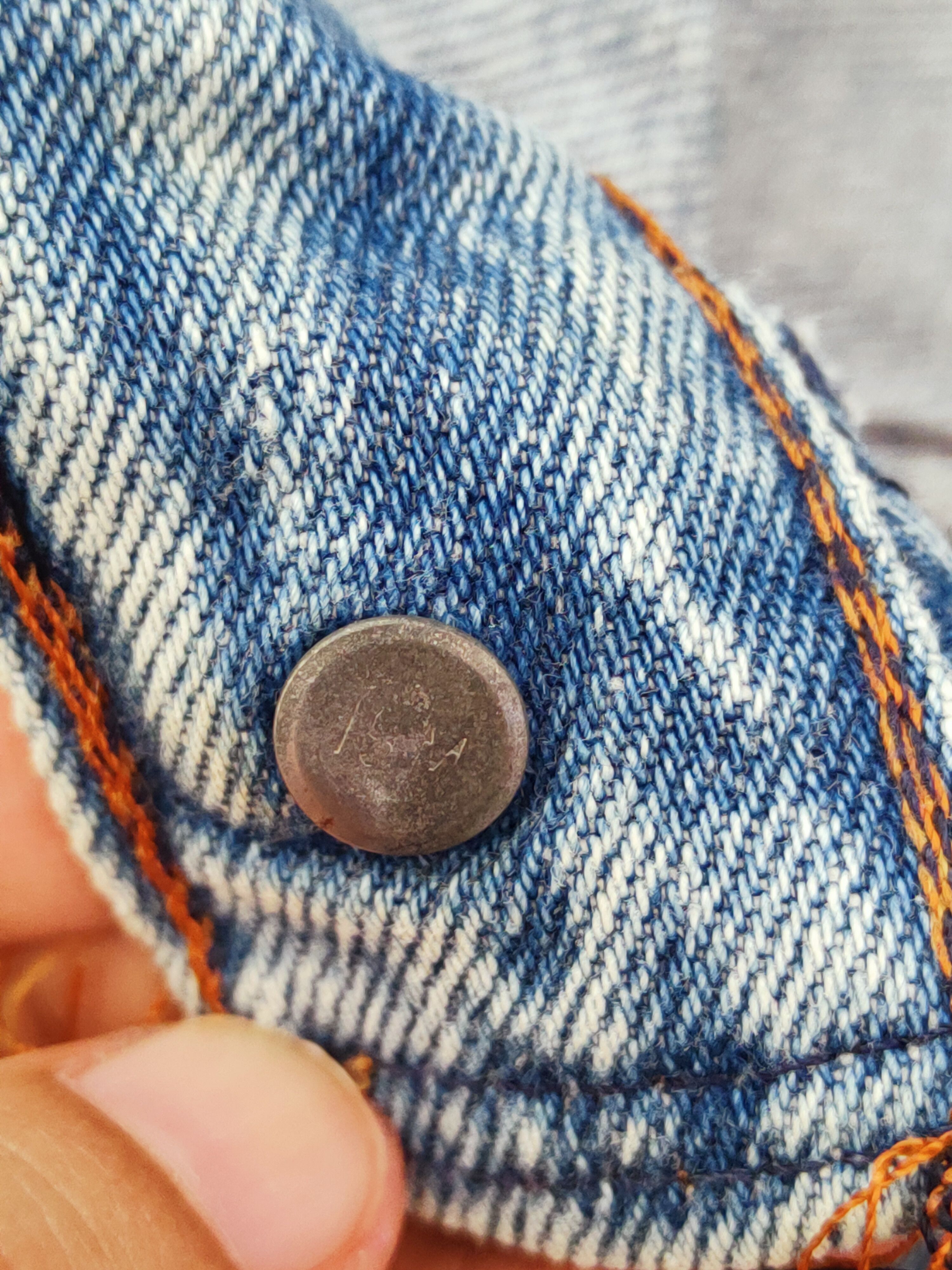 Japanese Brand Levi's Blue Distressed Ripped denim Jeans #W803 Size US 26 / EU 42 - 13 Thumbnail