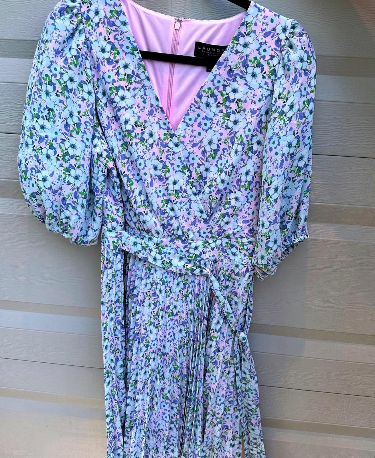 Designer Charming Floral Wrap Dress by Laundry - Size 10 Size L / US 10 / IT 46 - 1 Thumbnail