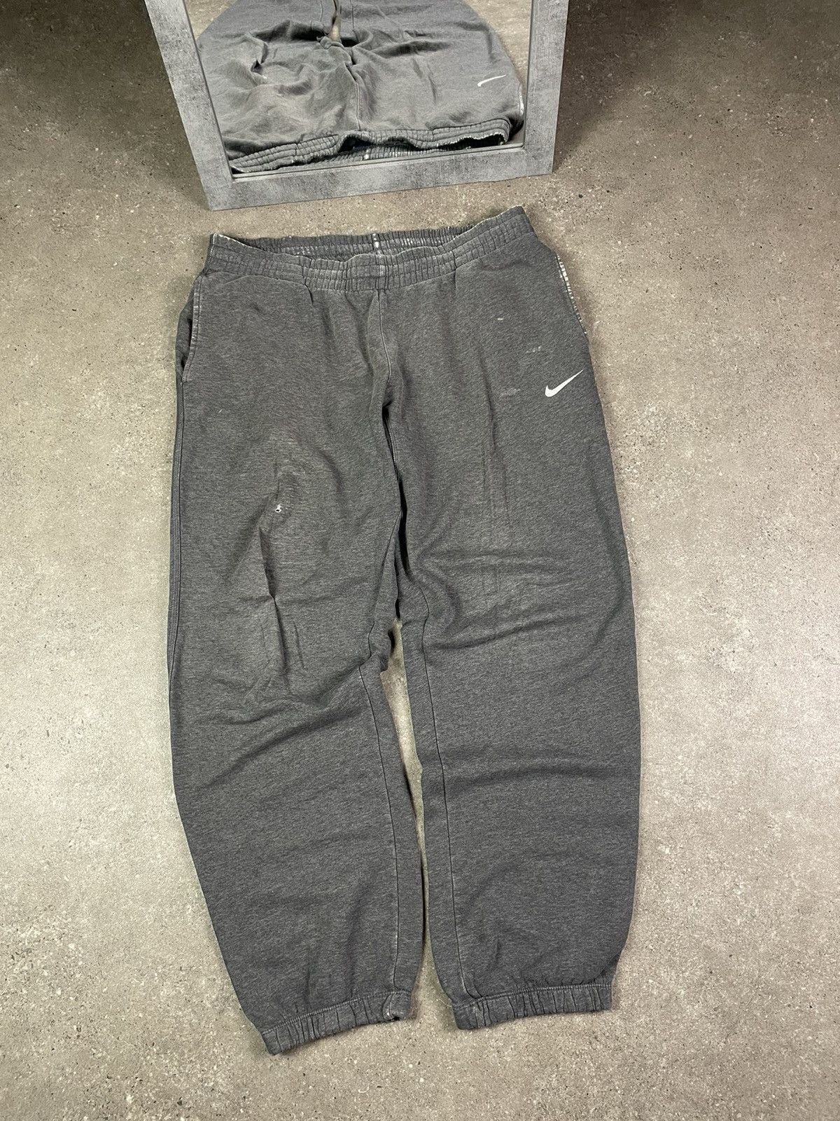 Nike × Vintage Vintage Y2K Nike Sweatpants Size US 34 / EU 50 - 1 Thumbnail