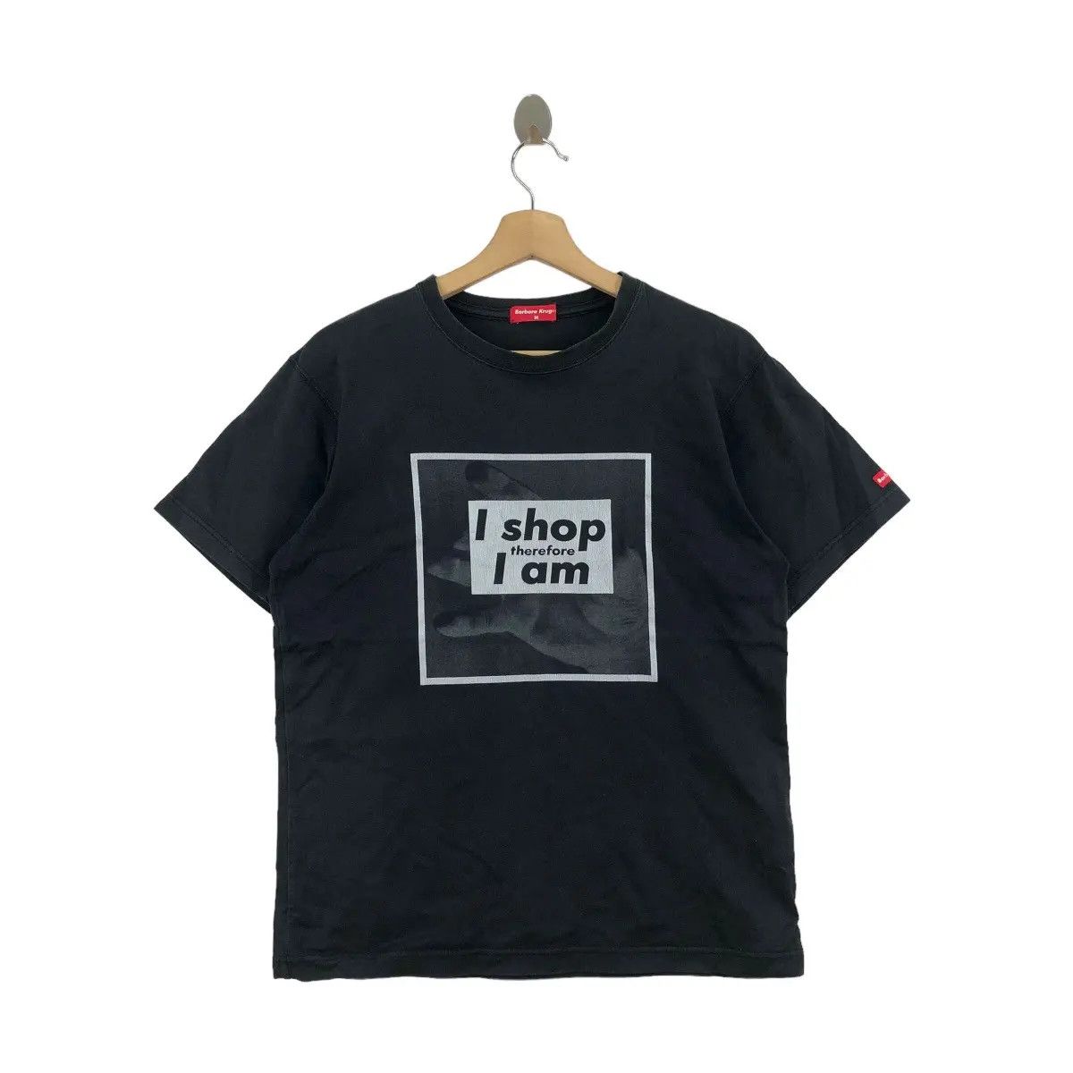 Barbara Kruger Vtg BARBARA KRUGER Artist I Shop Therefore I Am Tee Shirt Size M / US 6-8 / IT 42-44 - 1 Thumbnail