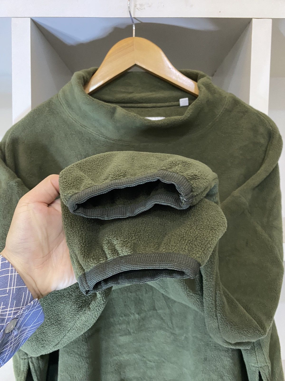 Uniqlo × White Mountaineering Uniqlo White Mountaineering fleece Sweater Size XL / US 12-14 / IT 48-50 - 8 Thumbnail