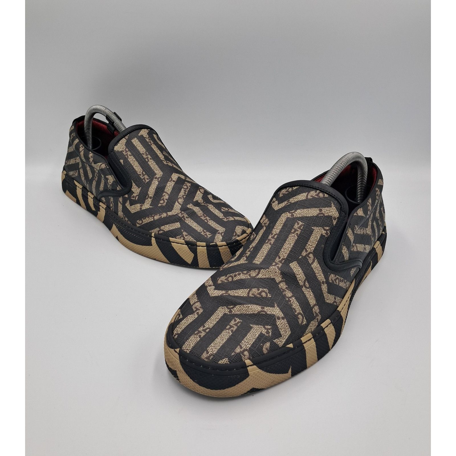 Size 8.5 - Gucci GG Supreme Low Caleido - 407362 KVW40 9761