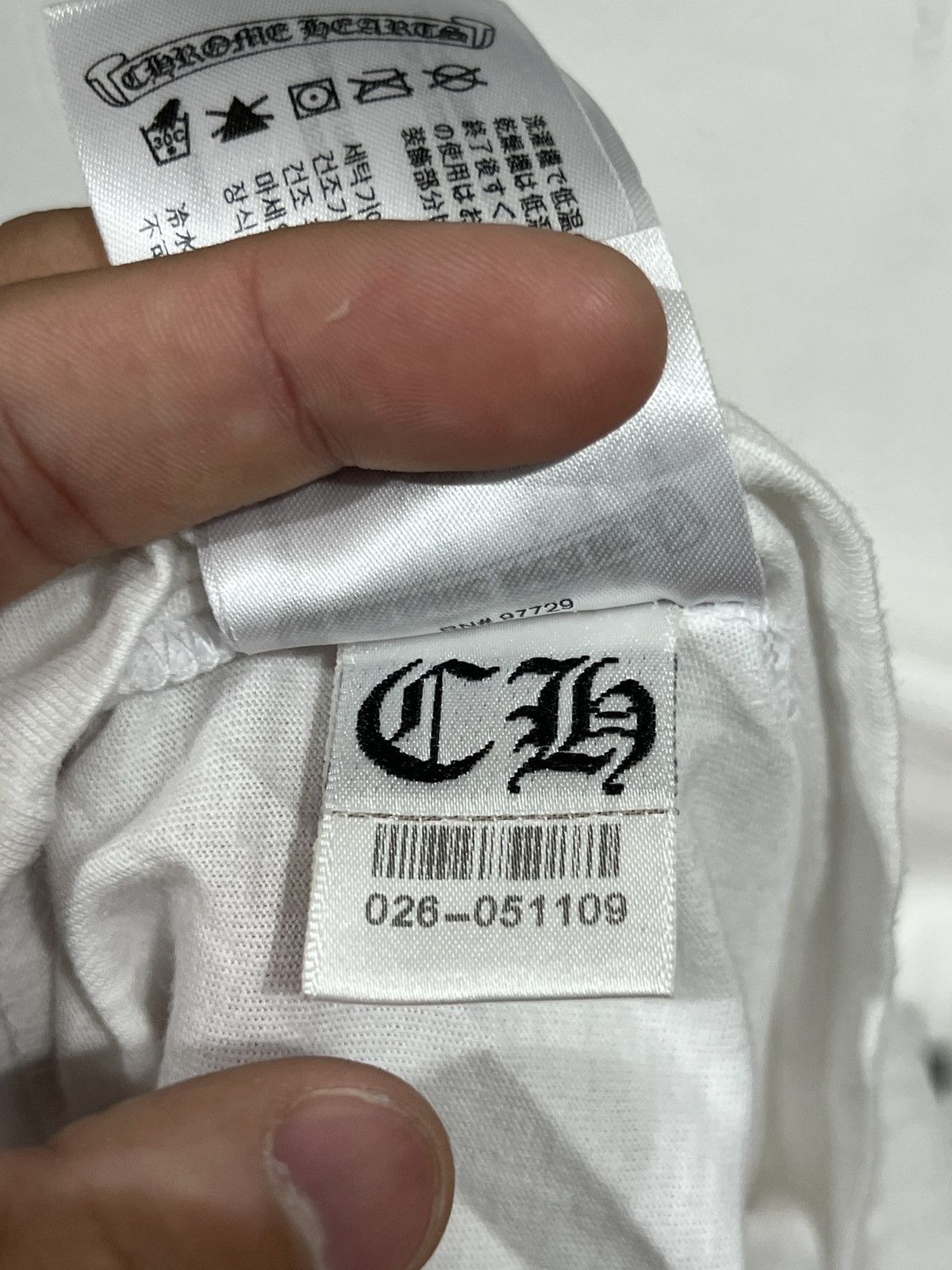Chrome Hearts Chrome Hearts Scroll USA Logo White Tee Size US M / EU 48-50 / 2 - 9 Thumbnail