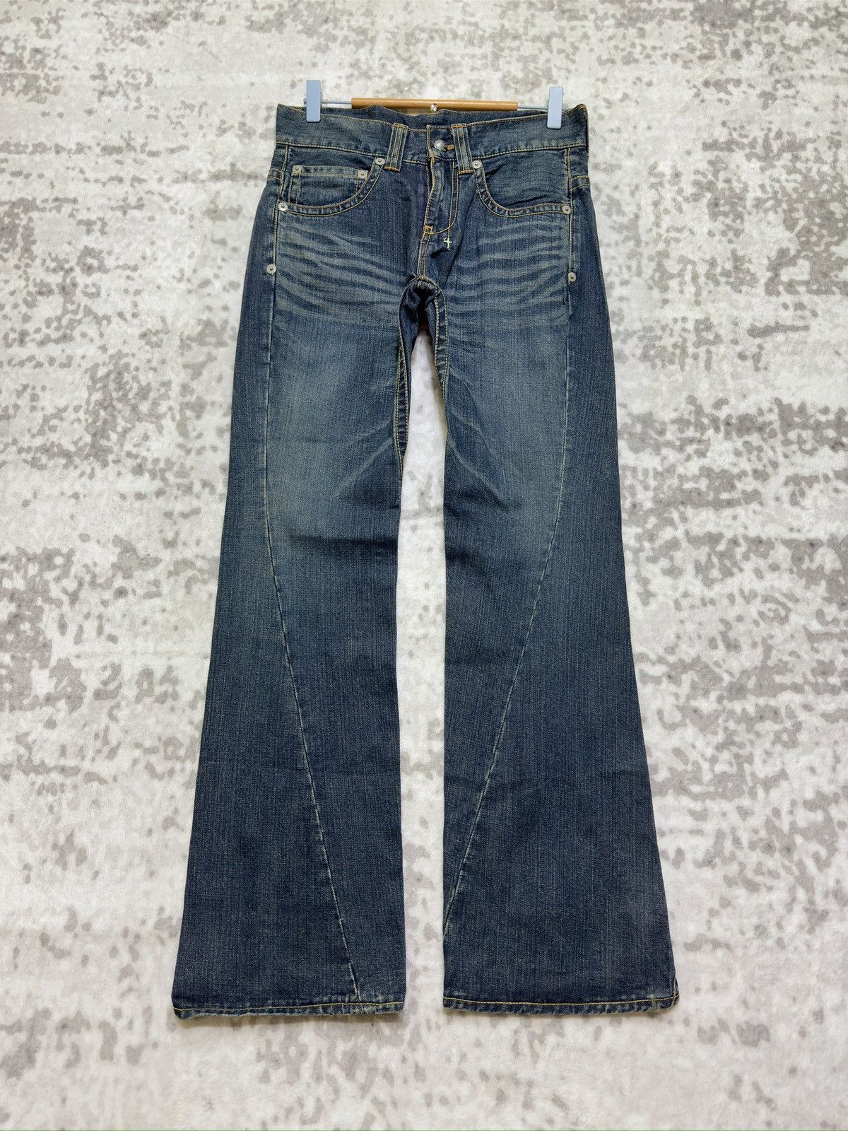 Y2K O’Neill Flared Spiral Leg Jeans Embroidered Cross Denim