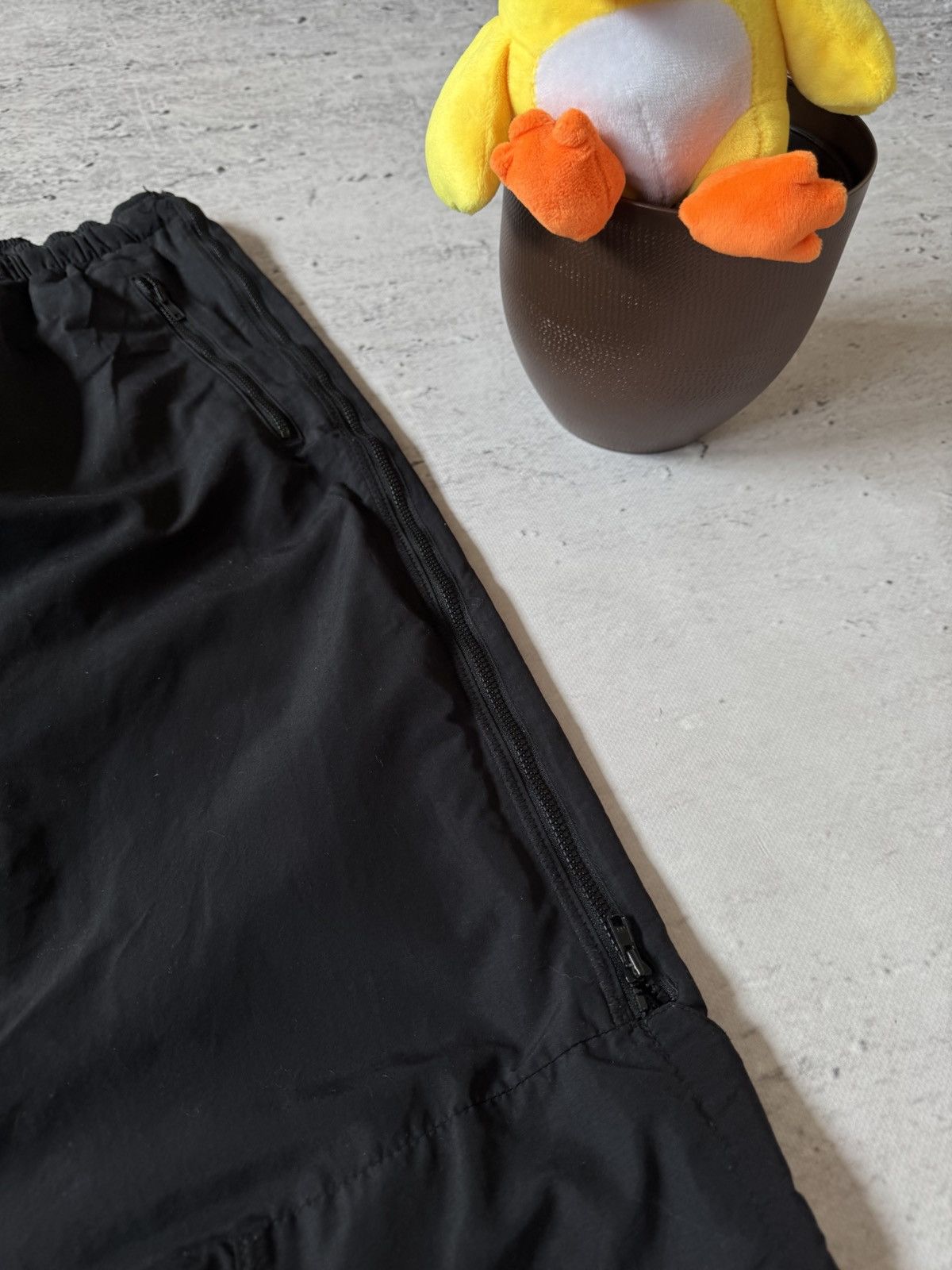 Nike × Vintage NIKE NYLON VINTAGE Y2K OVERSIZE BAGGY FIT PANTS SWEATPANTS Size US 34 / EU 50 - 5 Thumbnail