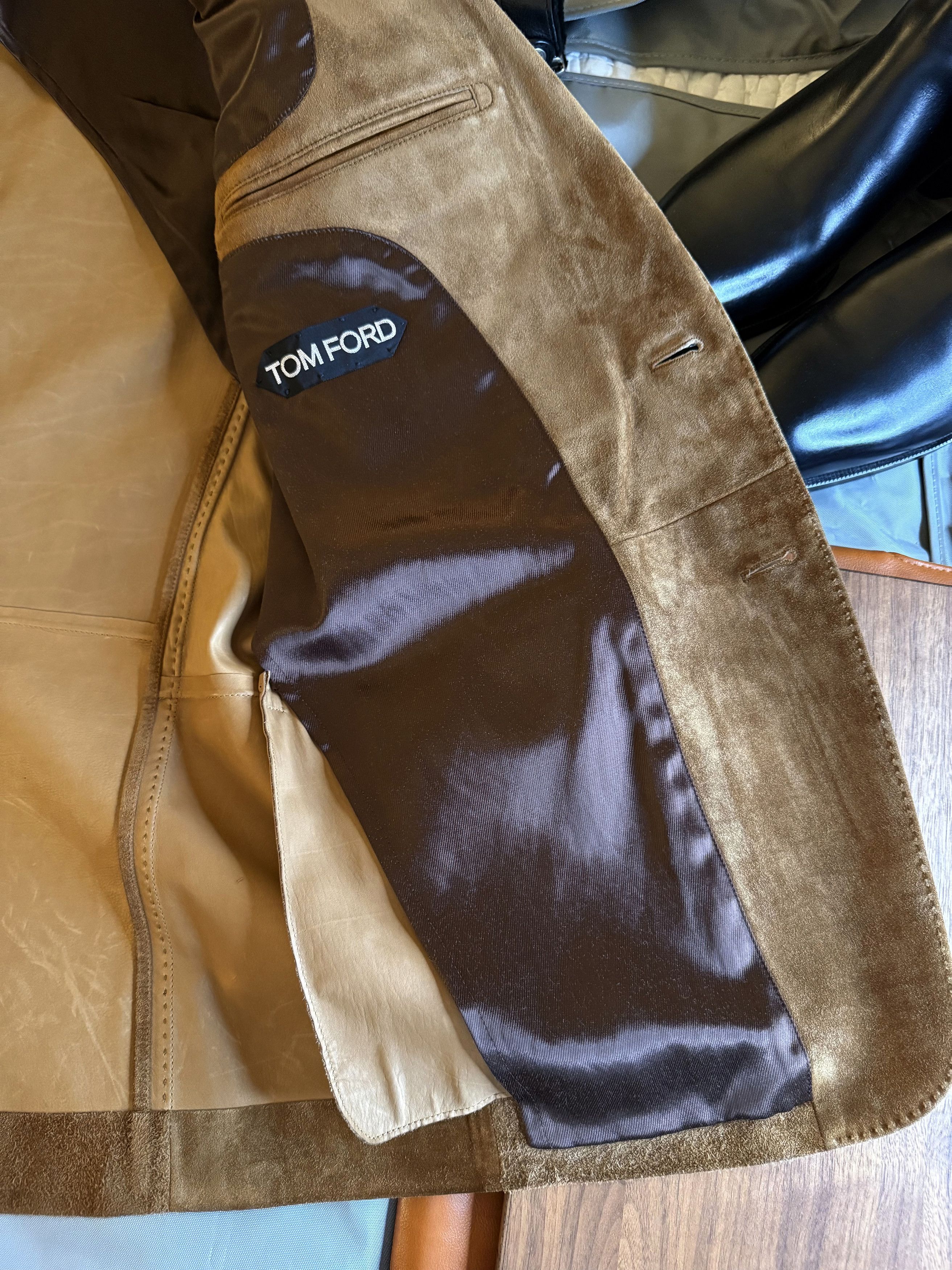 Tom Ford Ultimate Rare $10,700 w/tax TOM FORD Suede Blazer Size US L / EU 52-54 / 3 - 19 Thumbnail