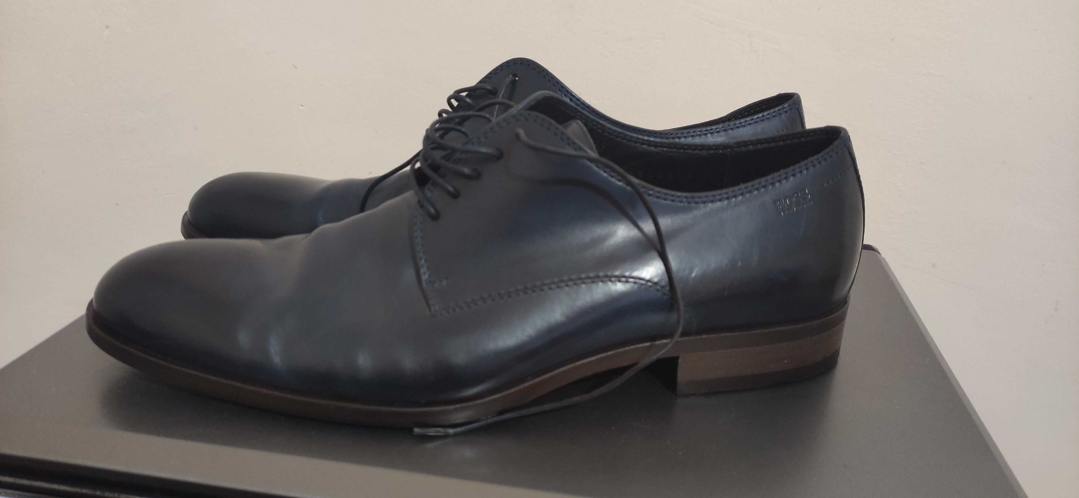Hugo Boss The men's shoes Hugo Boss Size US 7 / EU 40 - 7 Thumbnail