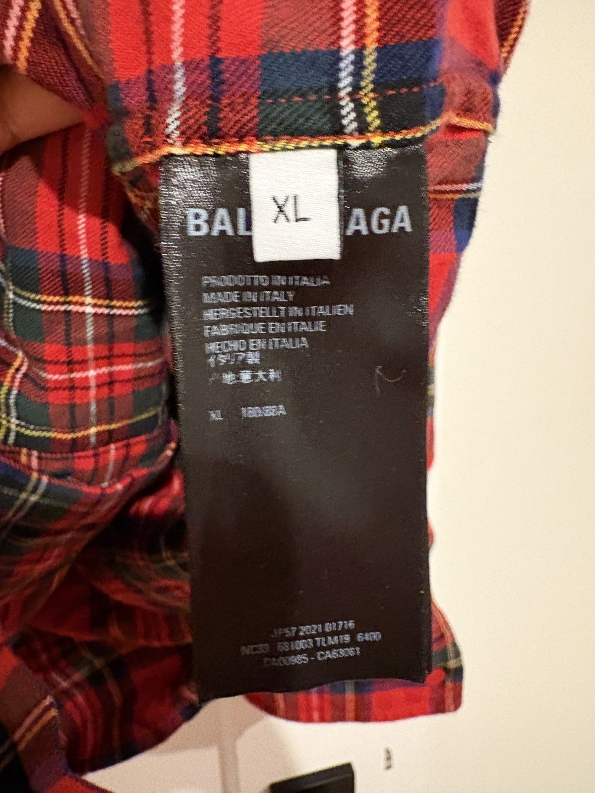 Balenciaga BALENCIAGA RED TARTAN HOODED SHIRT UNIFIT Size US XL / EU 56 / 4 - 11 Thumbnail