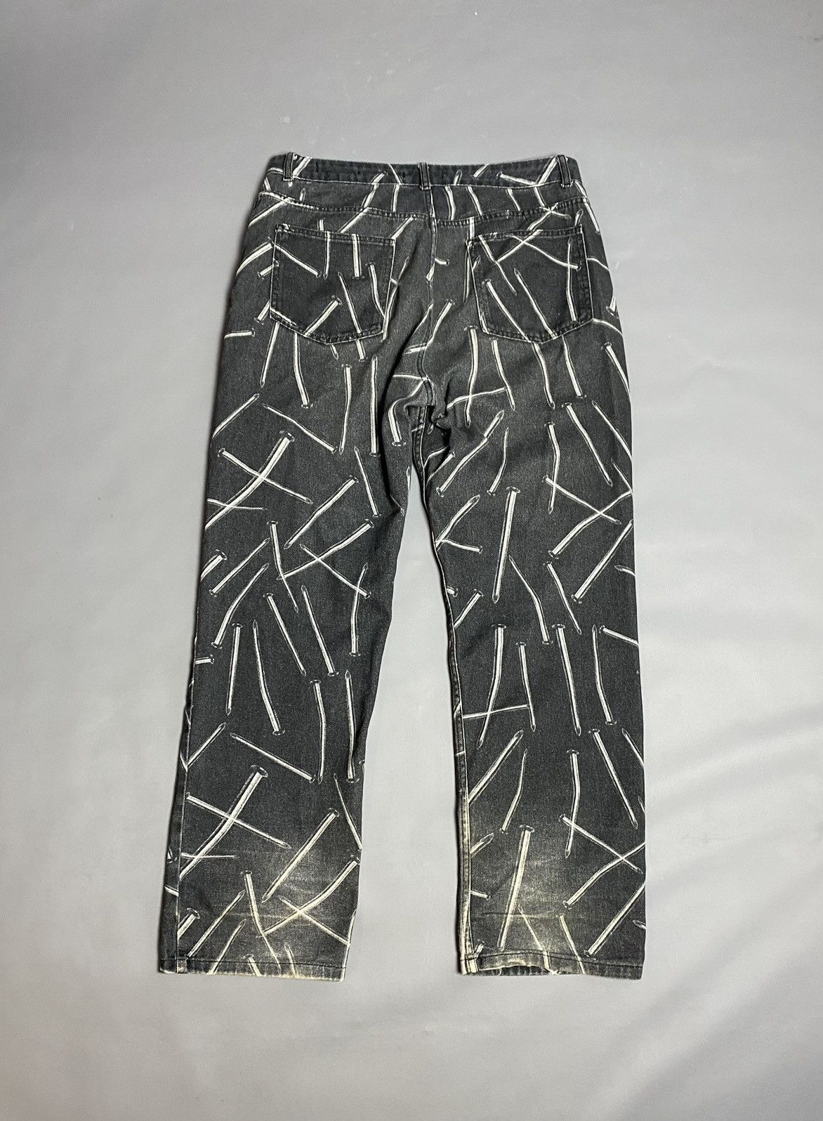 Jaded London Jaded London Jeans W34 Relaxed Fit Faded Black Nail Print Size US 34 / EU 50 - 1 Thumbnail