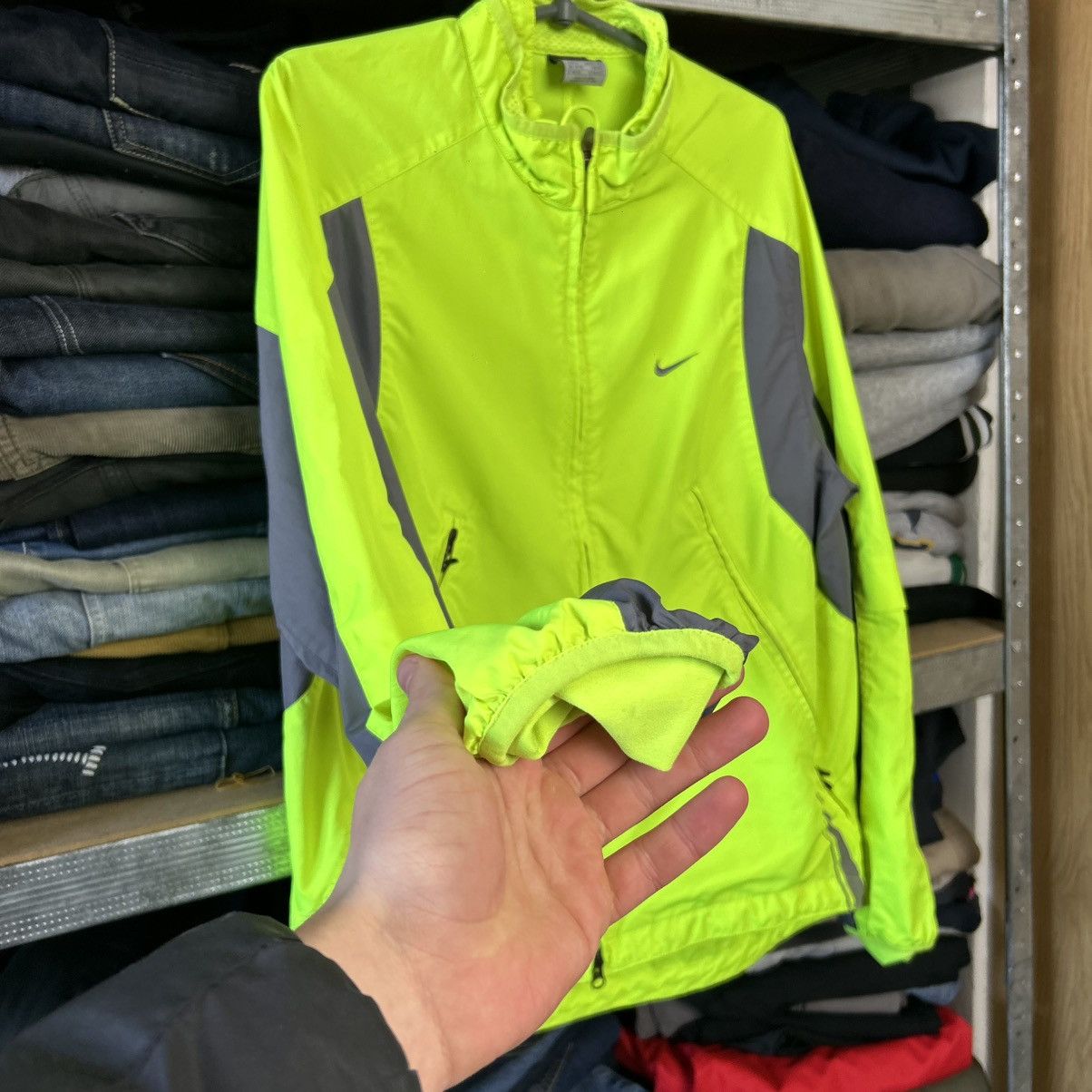 Nike Vintage Nike Dri Fit Sportswear nylon streetwear jacket Size US M / EU 48-50 / 2 - 8 Thumbnail