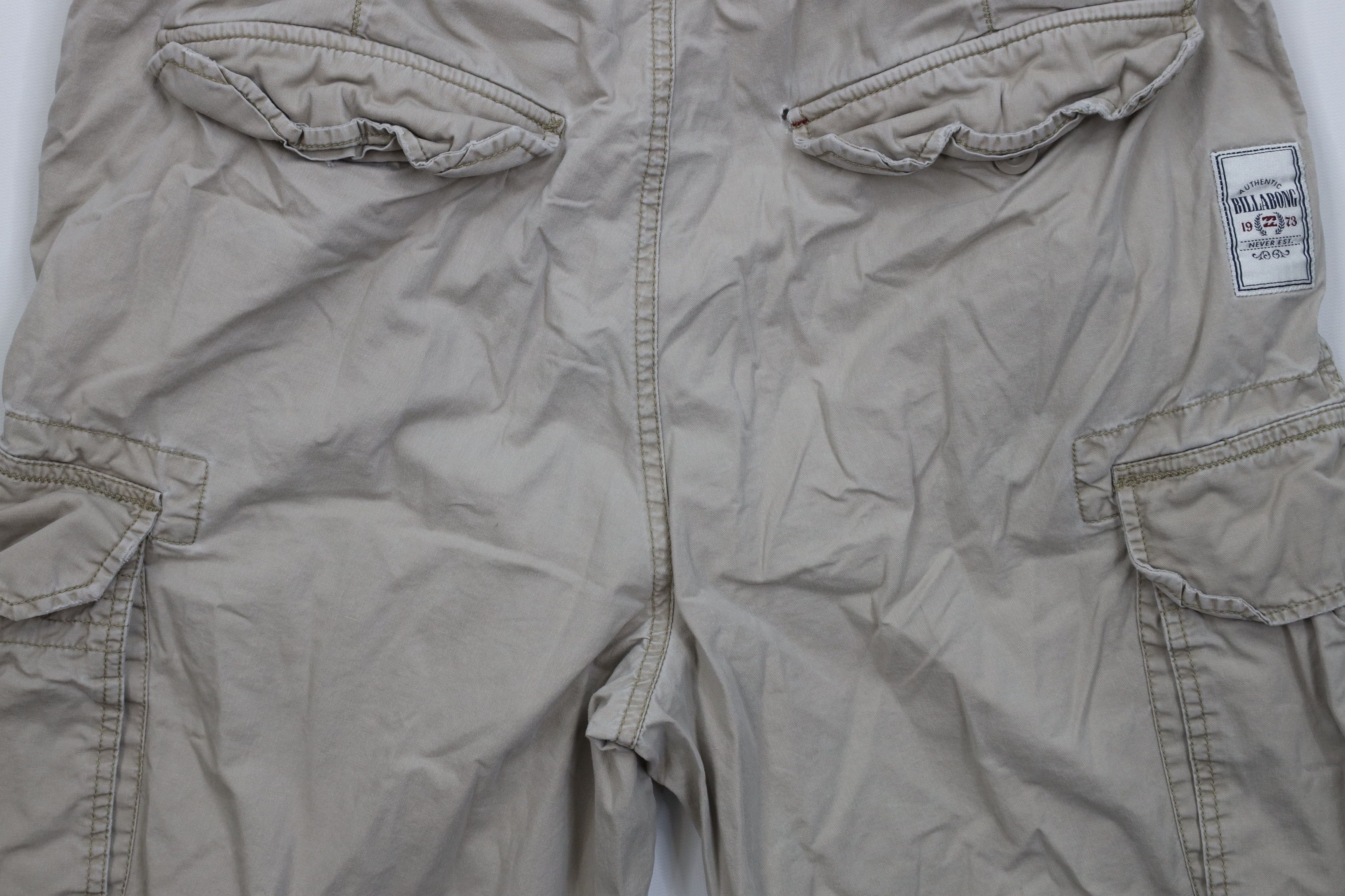 Billabong Vintage Y2K Billabong Surfing Spell Out Cargo Shorts Beige Size US 32 / EU 48 - 14 Thumbnail