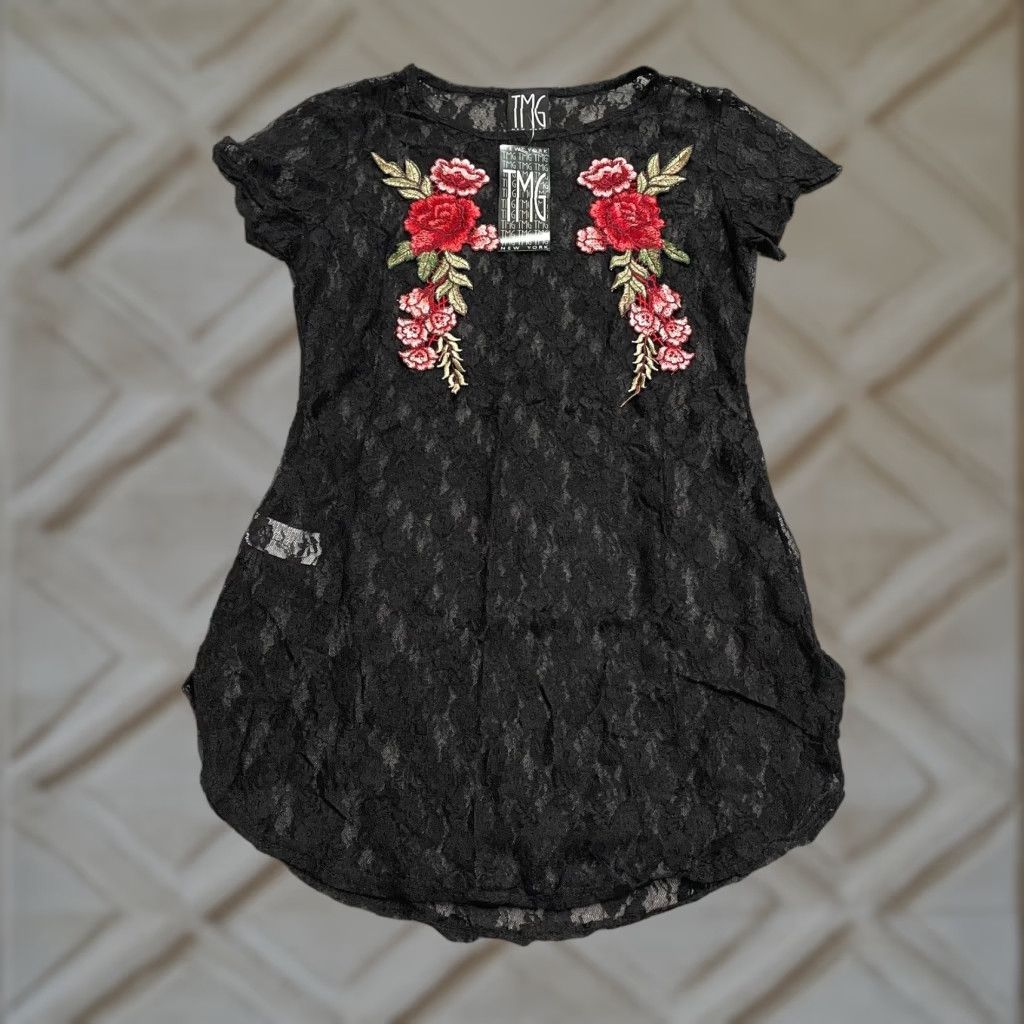 Vintage TMG Blouse Shirt Womens L Black Embroidered Lace Top NWT Rose Floral Short Sleeve Sheer Knit Nylon Spandex Casual Beach Classic 90s Size L / US 10 / IT 46 - 1 Thumbnail