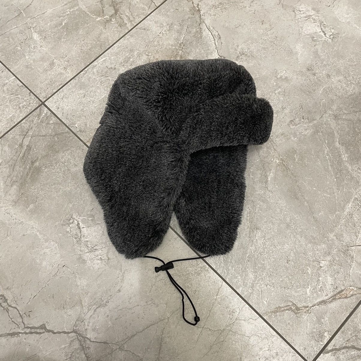 Other Amazing Faux Fur Y2K Ushanka Hat (Trapper Hat) Size ONE SIZE - 1 Thumbnail