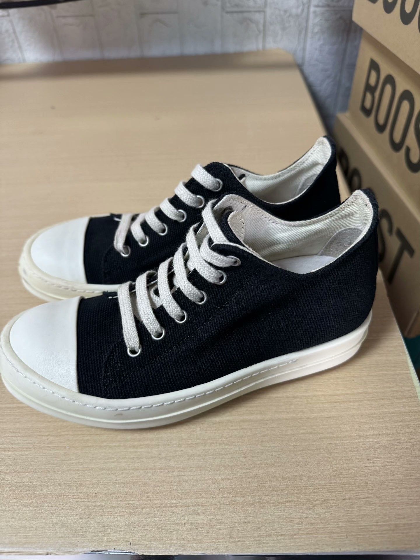 Rick Owens Rick Owens Black Lowtop Sneakers 36.5 Women Size US 6 / IT 36 - 1 Thumbnail