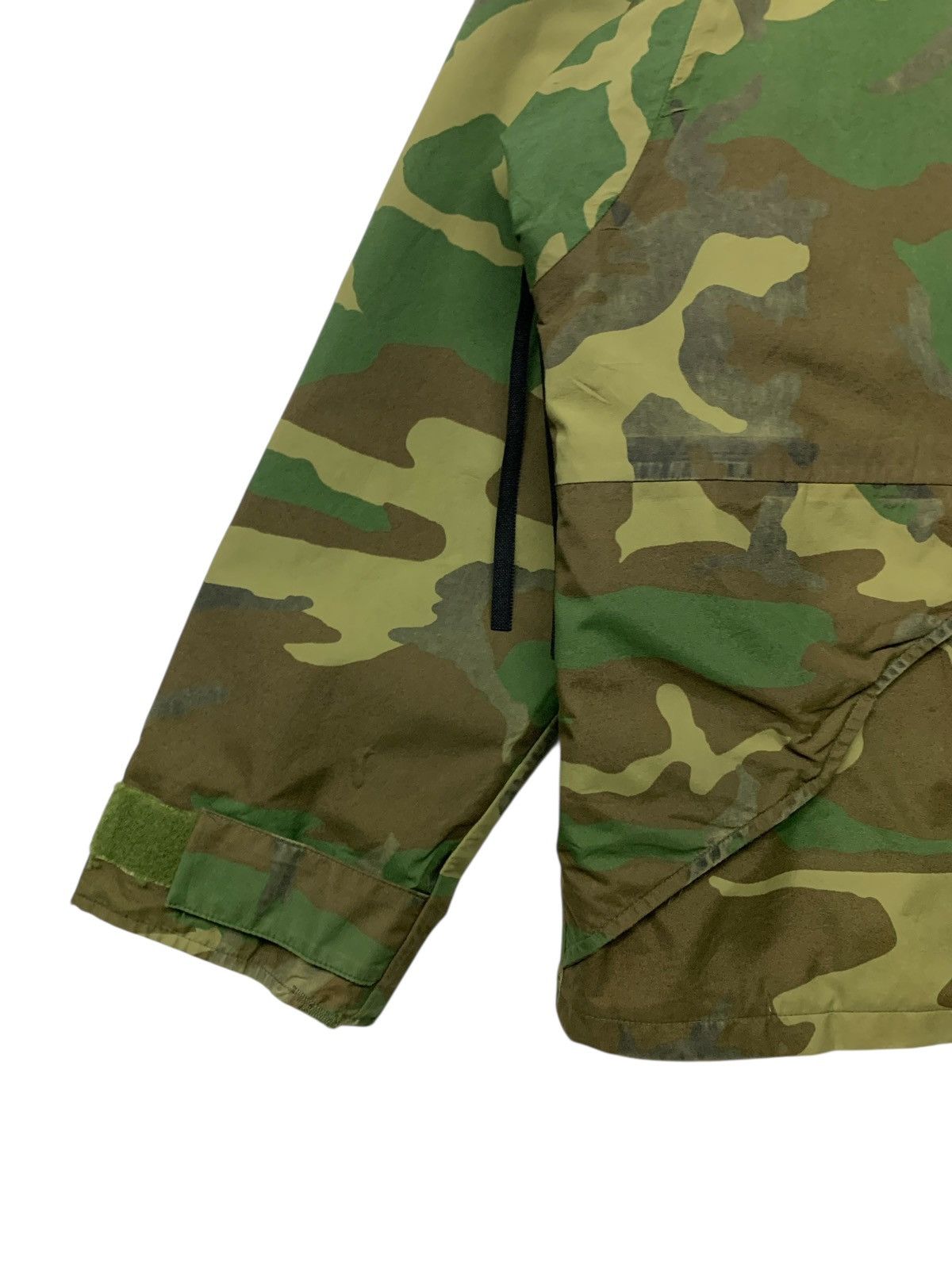 Vintage Rare Vintage 80's Army Zipper Down Jacket Size US M / EU 48-50 / 2 - 8 Thumbnail