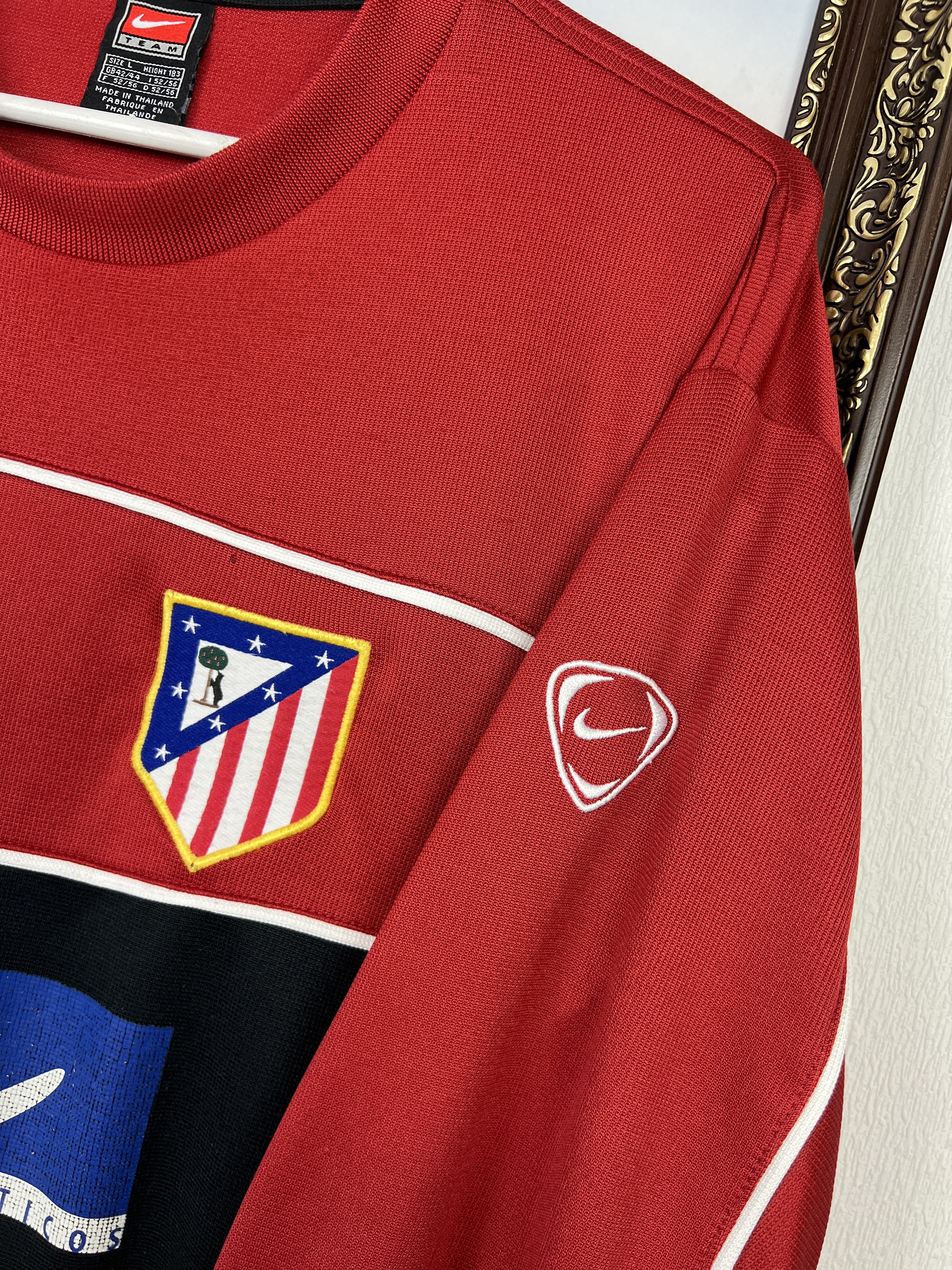 Nike Vintage Nike Atletico Madrid Football Sweatshirt Soccer Size US L / EU 52-54 / 3 - 4 Thumbnail