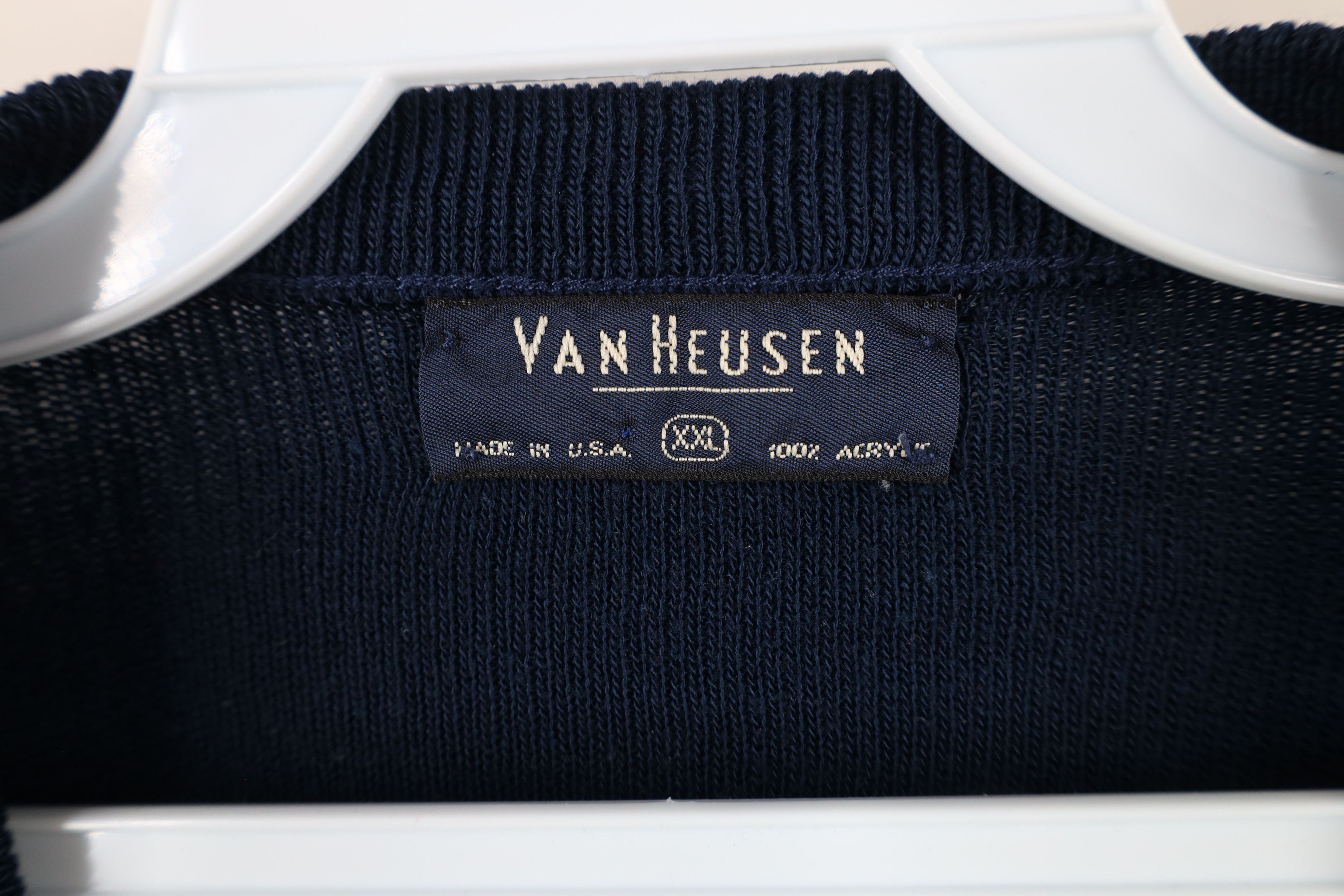 Vintage Vintage 90s Streetwear Lightweight Knit V-Neck Sweater USA Size US XXL / EU 58 / 5 - 5 Thumbnail