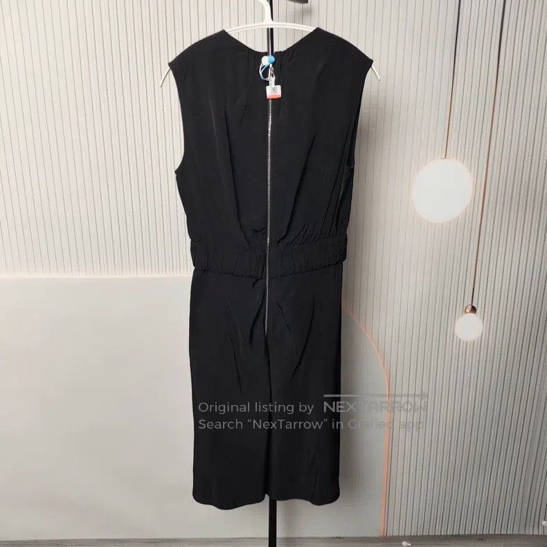 Louis Vuitton Louis Vuitton dress Size XXS / US 00 / IT 34 - 2 Thumbnail