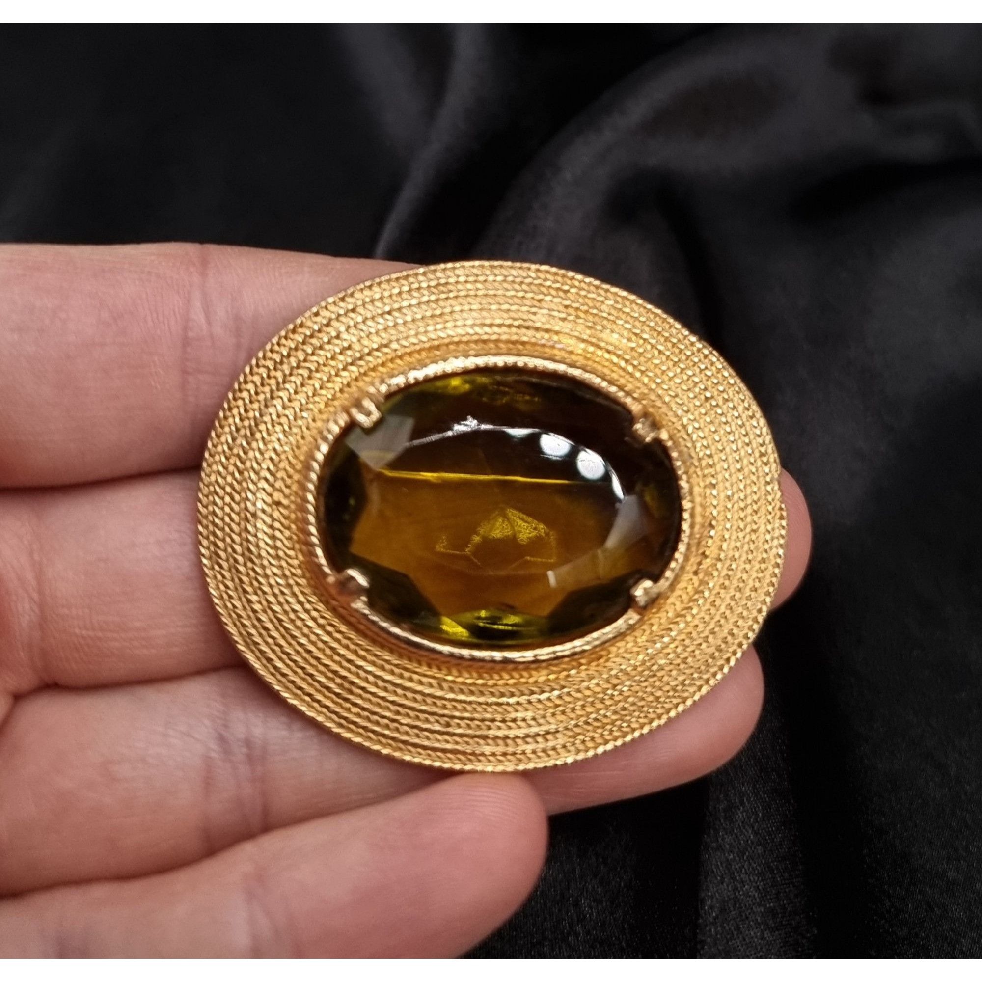 Vintage Vintage 1960s-1970s Accessocraft N.Y.C Brooch Size ONE SIZE - 5 Thumbnail