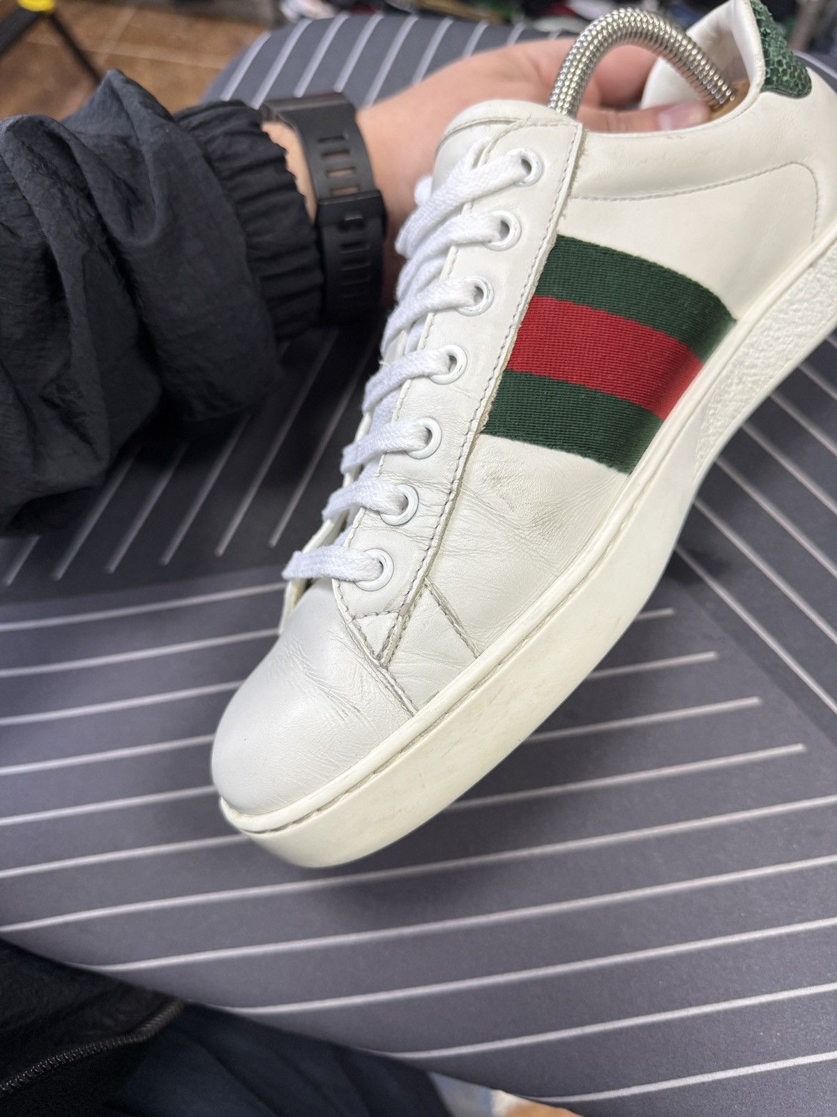 Gucci 🇮🇹 Gucci Ace Snake Embroidered Leather Sneakers Rare Size US 7 / EU 40 - 11 Thumbnail