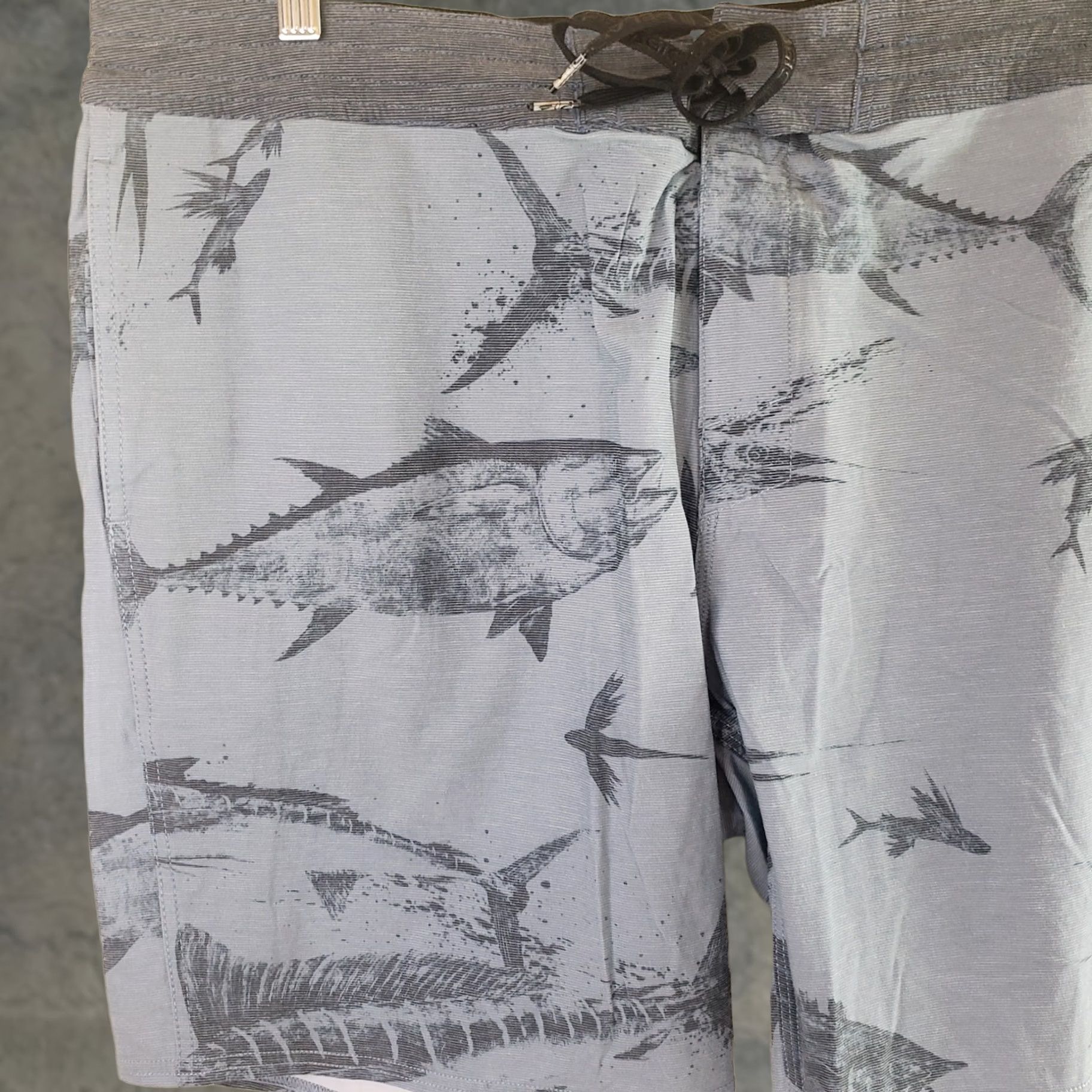 Vintage PELAGIC Board Shorts Men 38x8 Blue Fish Print Camouflage Swim Surf Flex Size US 38 / EU 54 - 1 Thumbnail