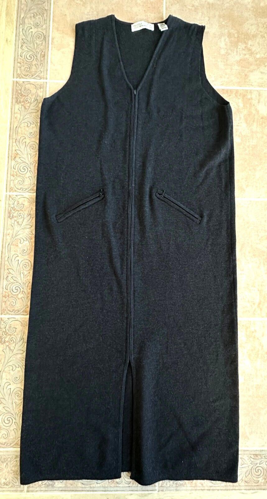 Valerie Stevens Extra Fine 100% Wool front zipper Dress Sz L
