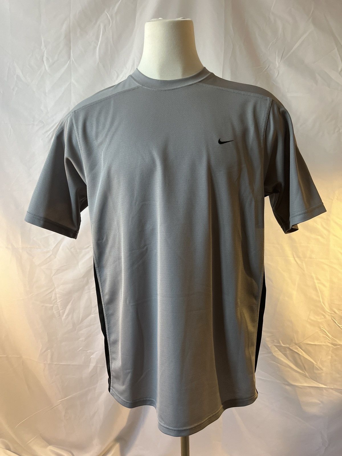 Vintage Nike Sportswear Jersey Vintage Streetwear Y2K Size US XL / EU 56 / 4 - 1 Thumbnail