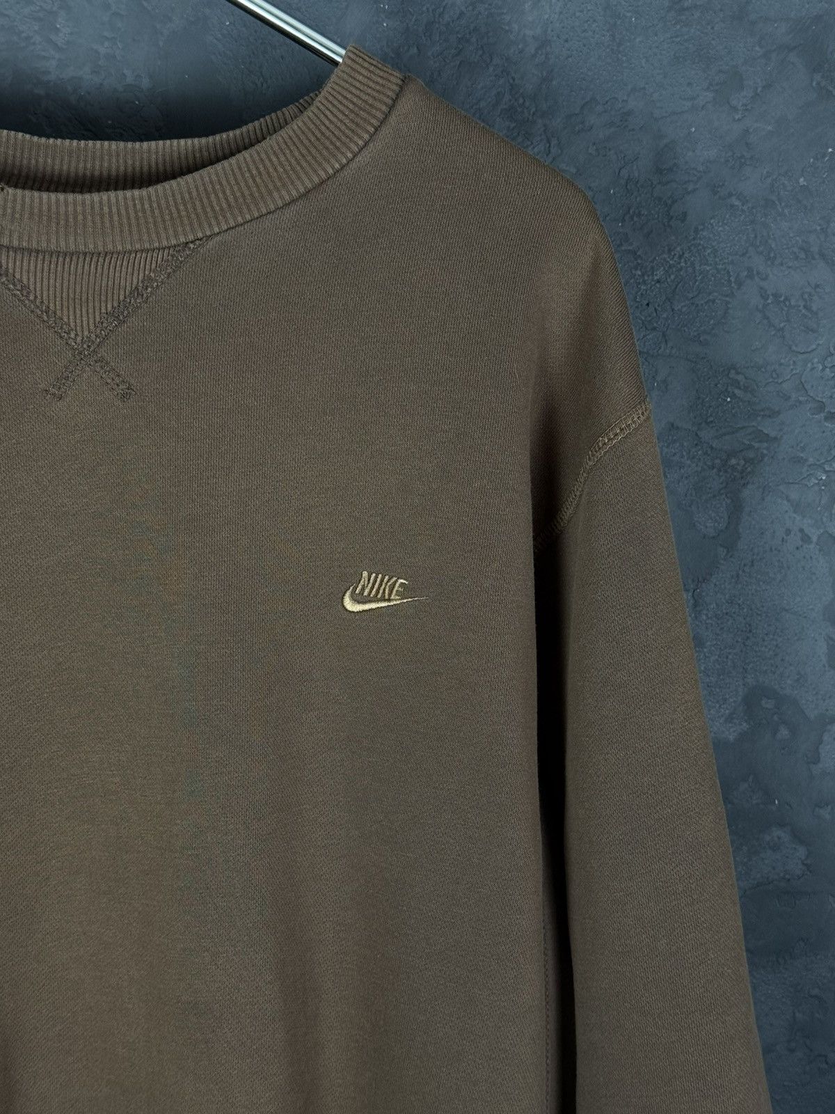 Vintage Vintage Nike 00’s Sweatshirt Brown Travis Scott Style Size US L / EU 52-54 / 3 - 5 Thumbnail
