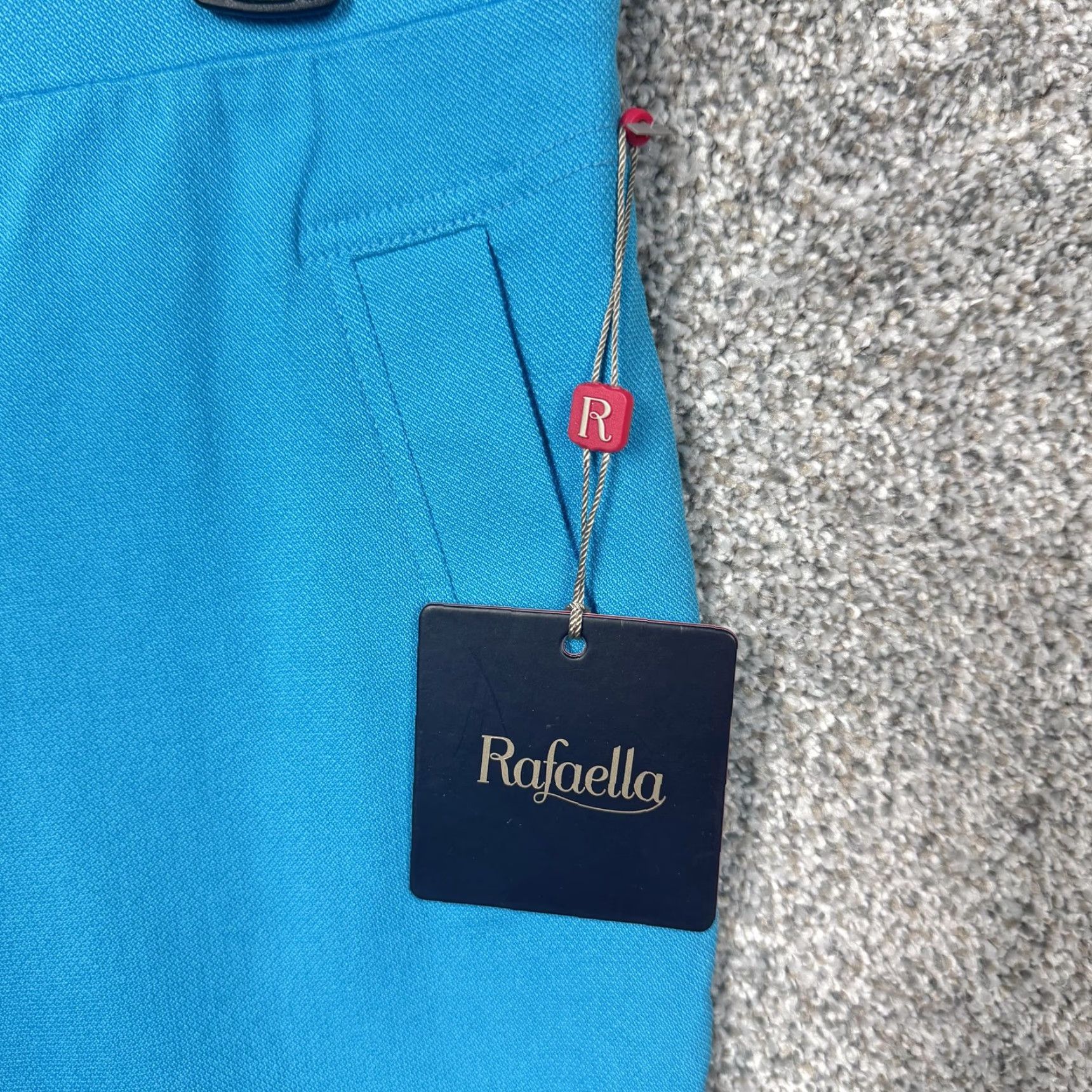 Vintage Rafaella Comfort Pants Scuba Blue 8 Women Pull On Ankle Skinny Pockets Elastic Waist Viscose Nylon Spandex Size 30" / US 8 / IT 44 - 2 Thumbnail