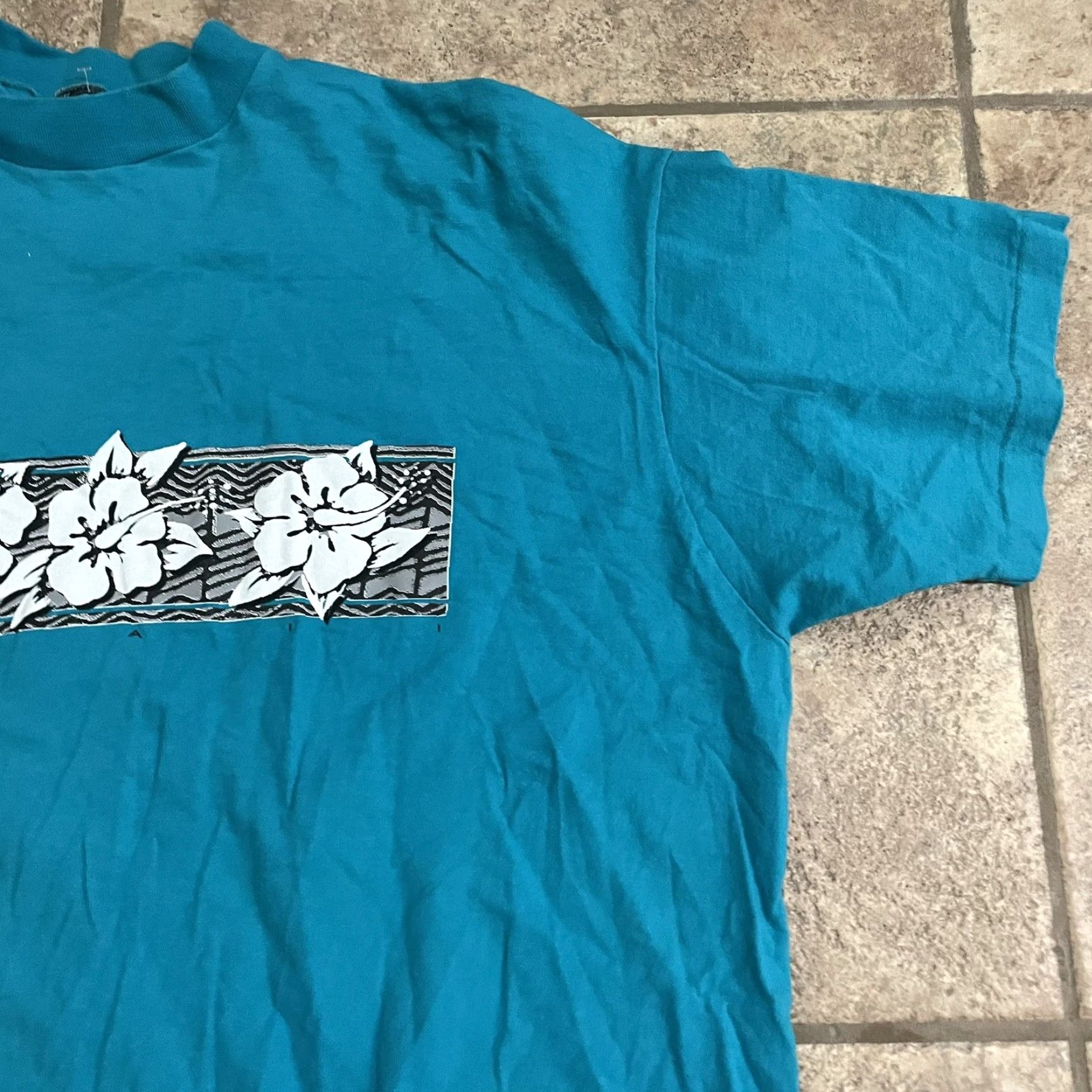 Vintage VINTAGE BVD Tee Floral Graphic Blue Stitch Mens 3XLT Big & Tall Size US XXL / EU 58 / 5 - 2 Thumbnail