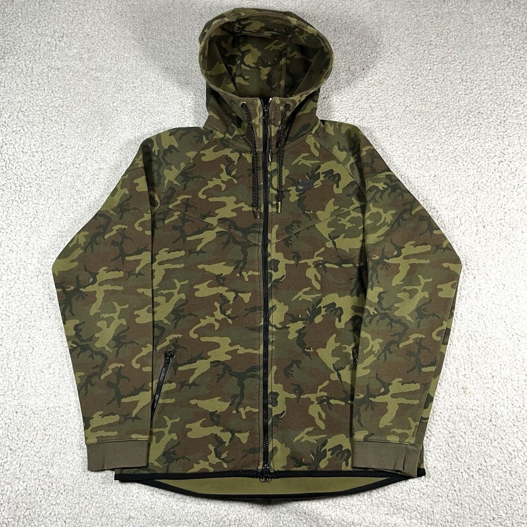 Nike Nike Tech Fleece Hoodie Mens L Camouflage Full Zip Jacket Windrunner Outdoor Shirt Size US L / EU 52-54 / 3 - 6 Thumbnail