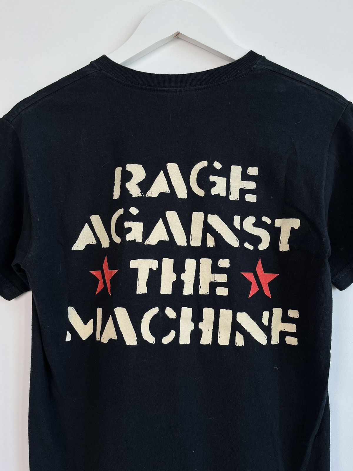 Band Tees × Vintage Vintage Rage Against The Machine Gildan Tee Size US S / EU 44-46 / 1 - 2 Thumbnail