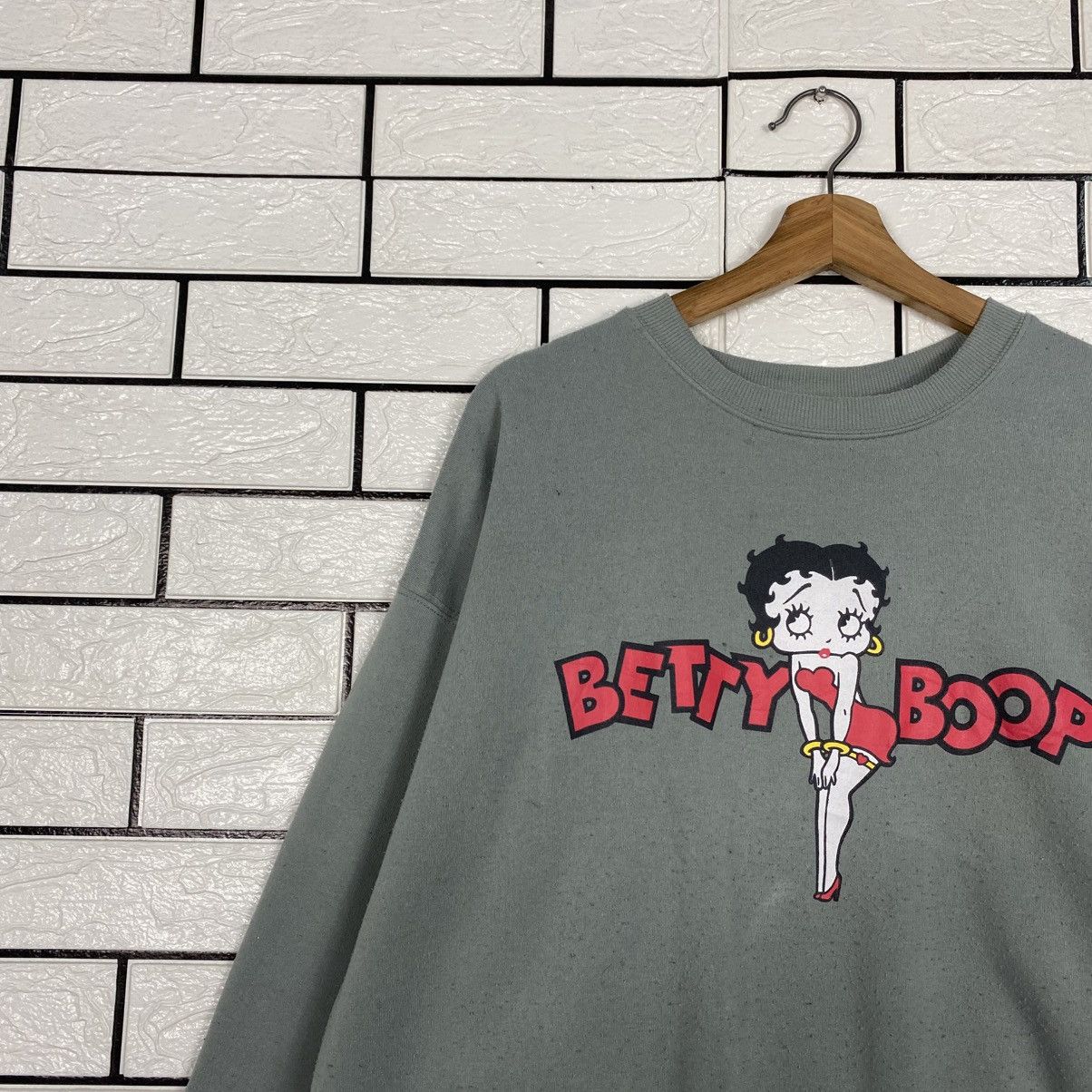Japanese Brand 📌Vintage Sweatshirt BettyBoop Big Logo Size US L / EU 52-54 / 3 - 8 Thumbnail