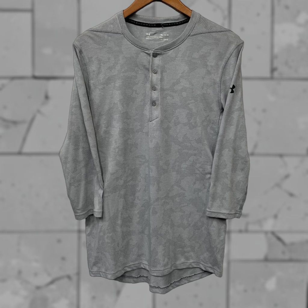Under Armour VINTAGE UNDER ARMOUR Threadborne Fitted Gray Henley 3/4 Sleeve Shirt Men M Gray Mens Shirt M Henley 3/4 Sleeve Threadborne Under Armour Size US M / EU 48-50 / 2 - 1 Thumbnail