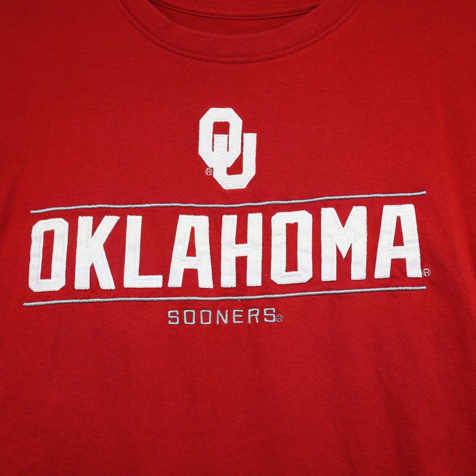 Champion Oklahoma Sooners T Shirt Men Medium Red Champion Embroidered Size ONE SIZE - 1 Thumbnail