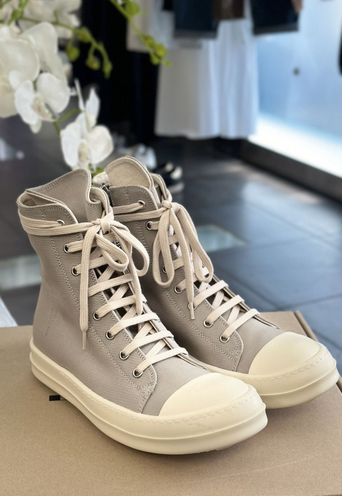 Rick Owens Drkshdw Last Size Rick Owens Drkshdw Cotton Hi Top Sneakers Size US 10 / IT 40 - 1 Thumbnail