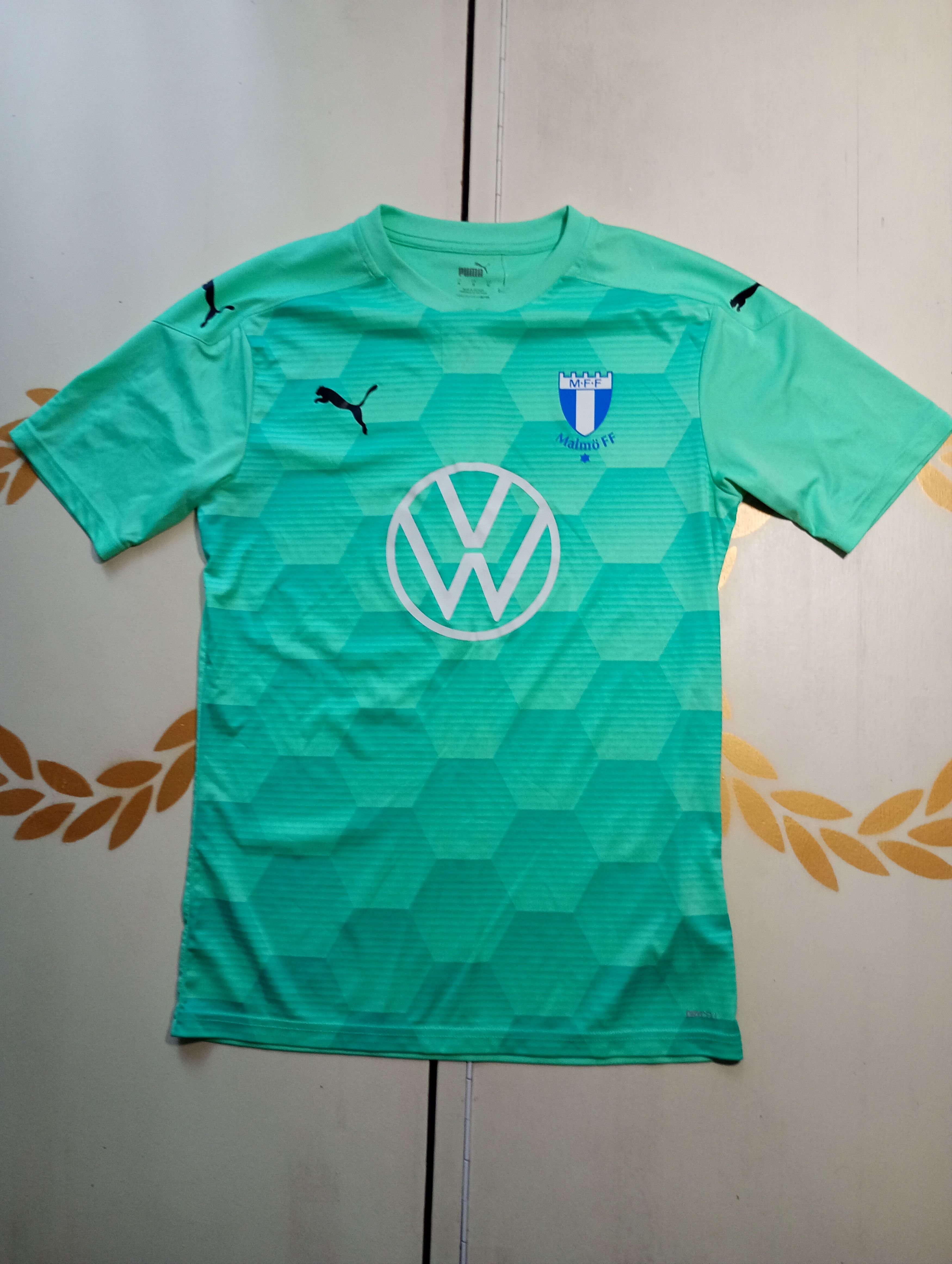 Puma Puma Malmö FC Goalkeeper Jersey 2021 Size US M / EU 48-50 / 2 - 1 Thumbnail