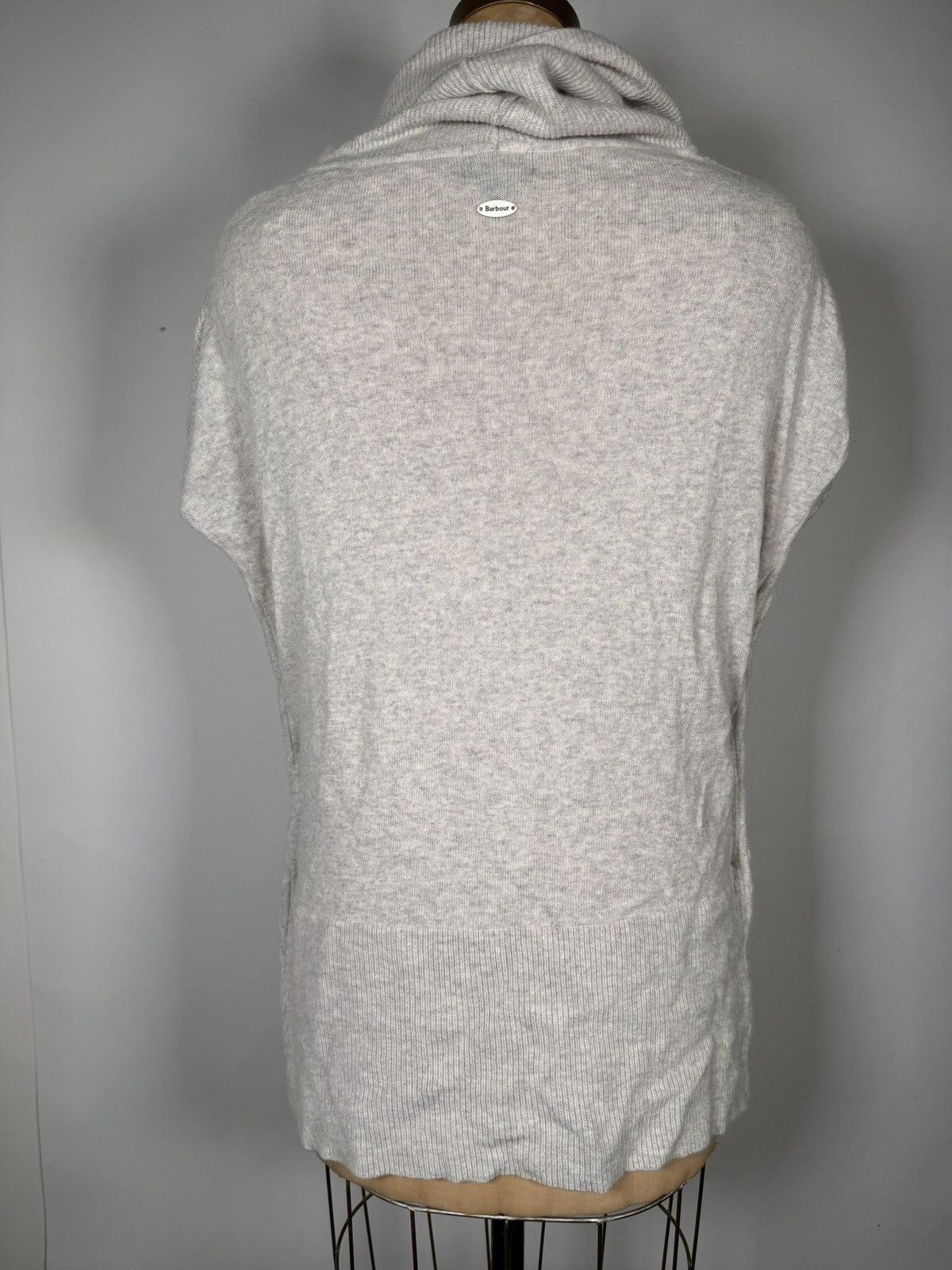 Barbour Barbour Oldnay Knit Sleeveless Turtleneck Merino Sweater Size L / US 10 / IT 46 - 2 Thumbnail